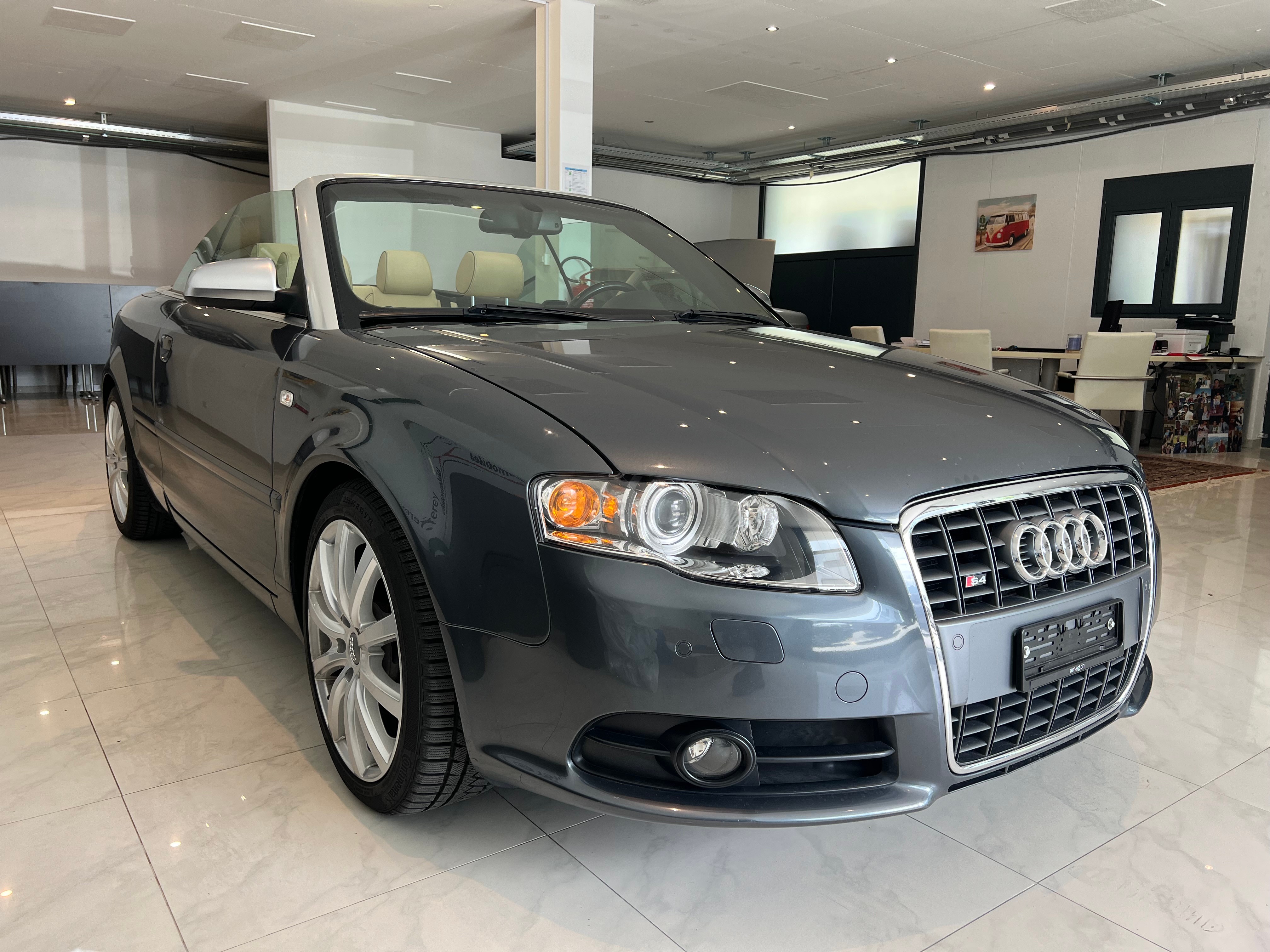 AUDI S4 Cabriolet 4.2 V8 quattro