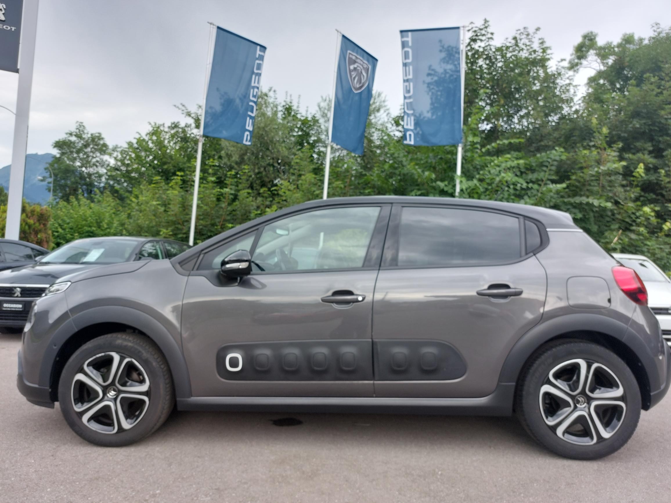 CITROEN C3 1.2i PureTech Shine