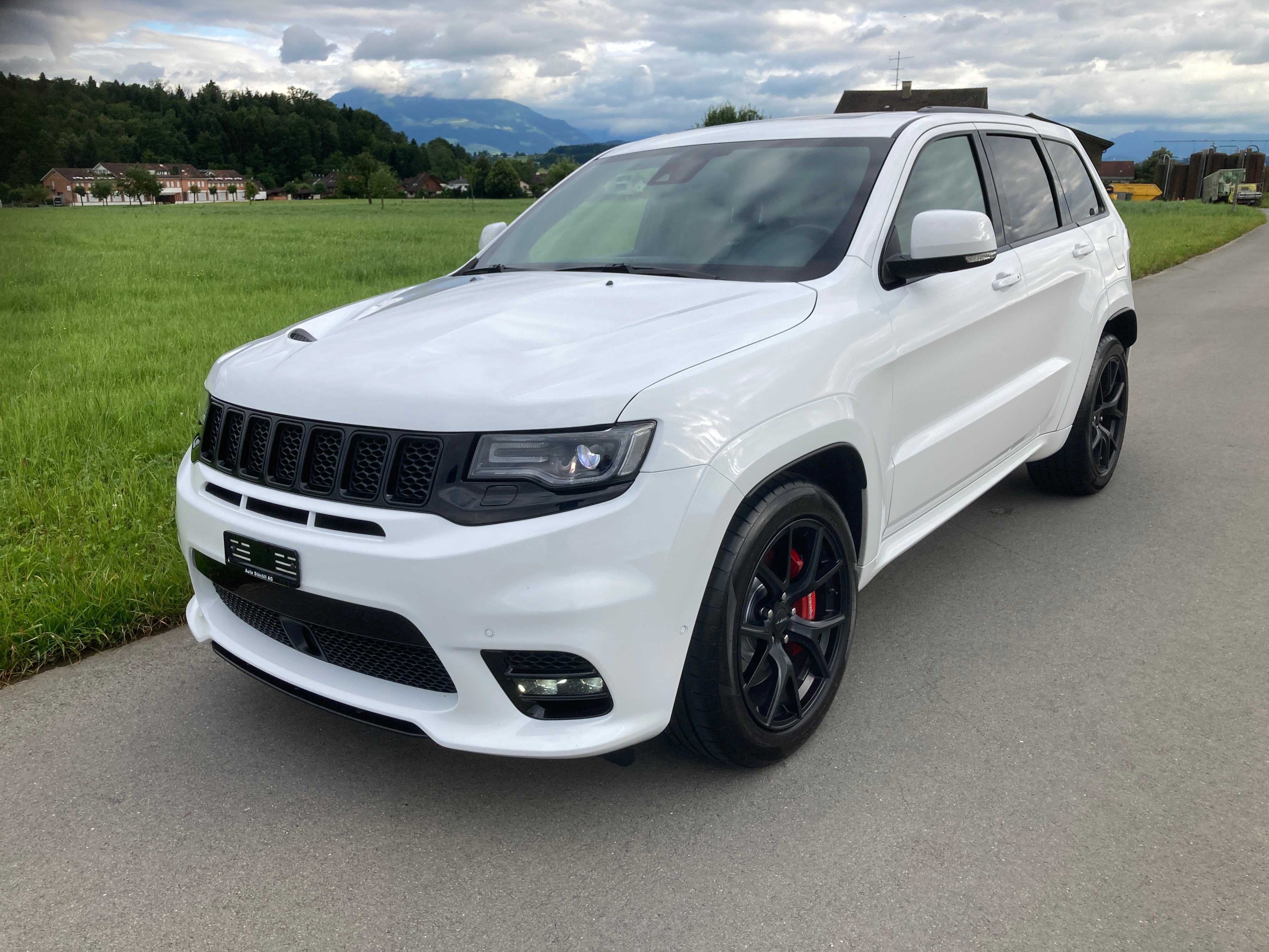 JEEP Grand Cherokee 6.4 V8 HEMI SRT8 Automatic