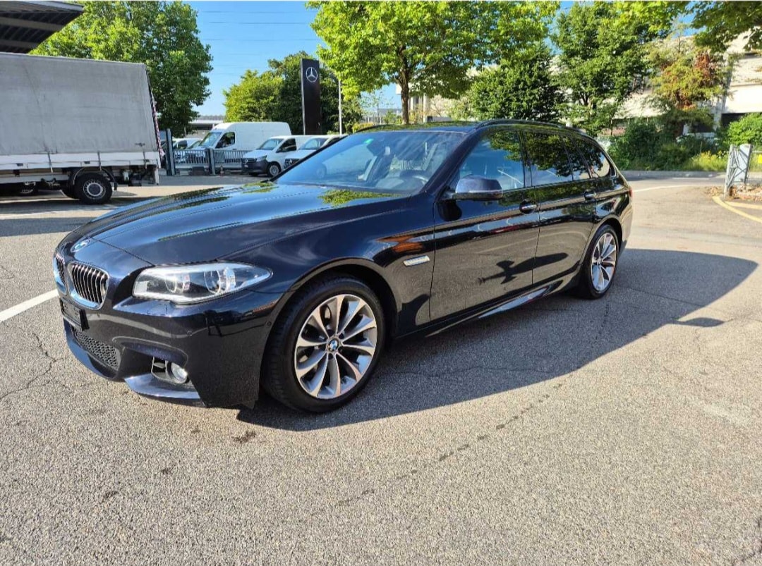 BMW 520d Touring xDrive Luxury Line Steptronic