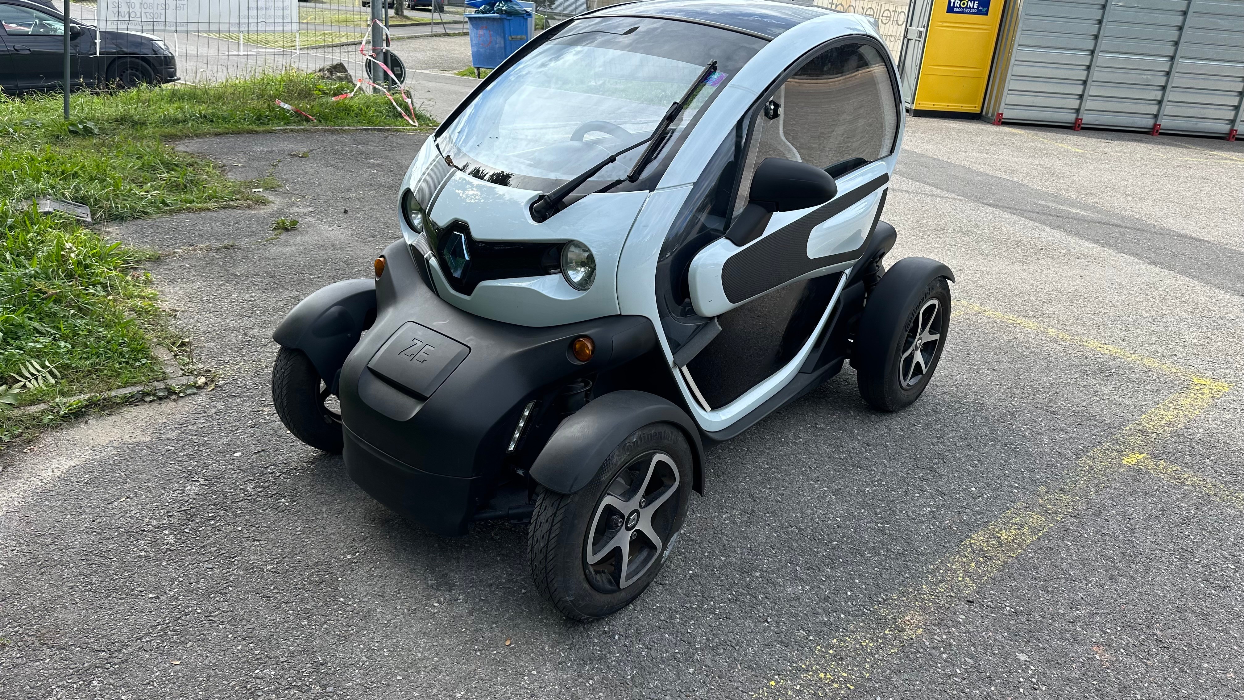 RENAULT Twizy Z.E. Sport Edition (Batterie Miete)