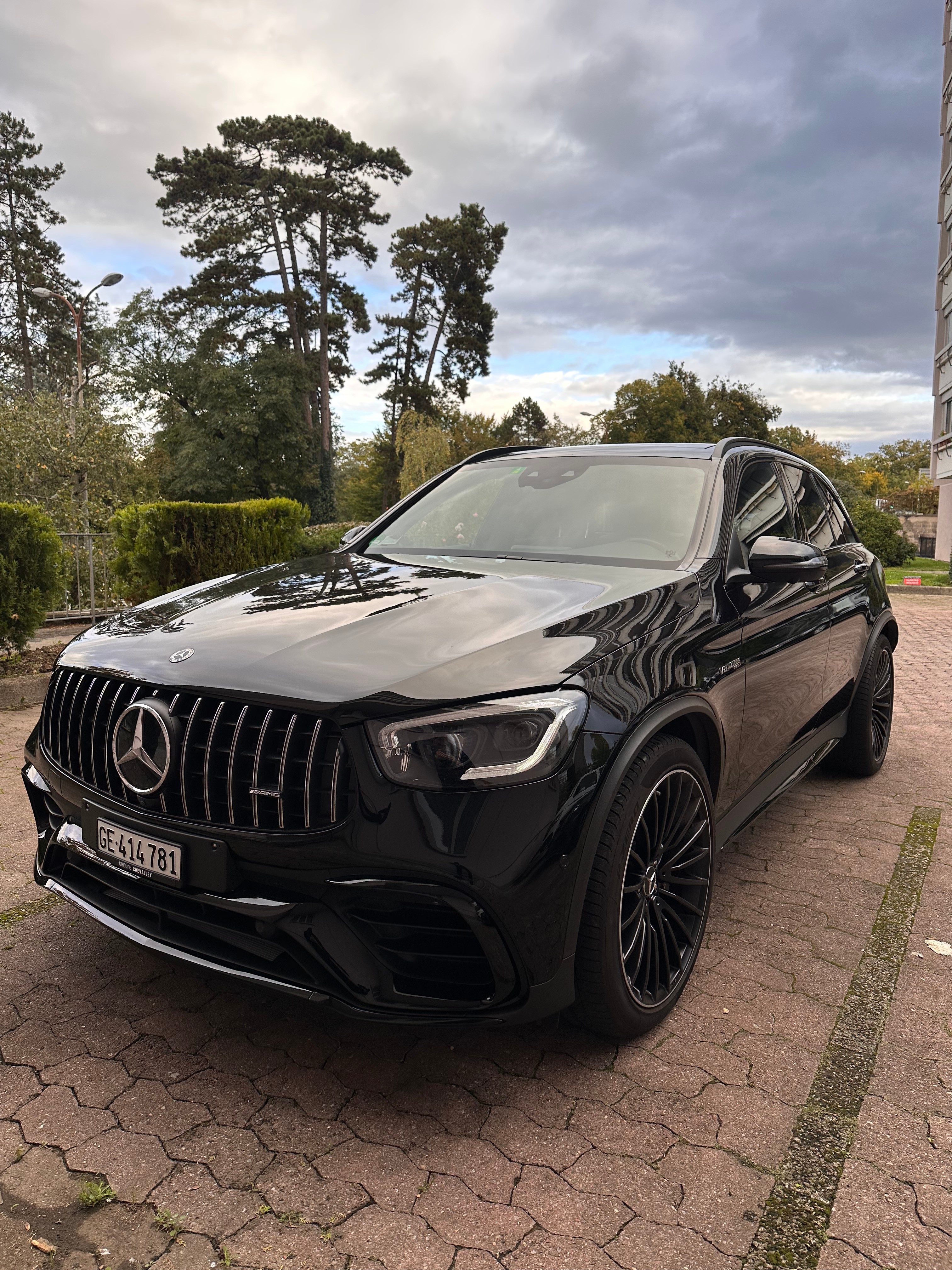 MERCEDES-BENZ GLC 63 AMG