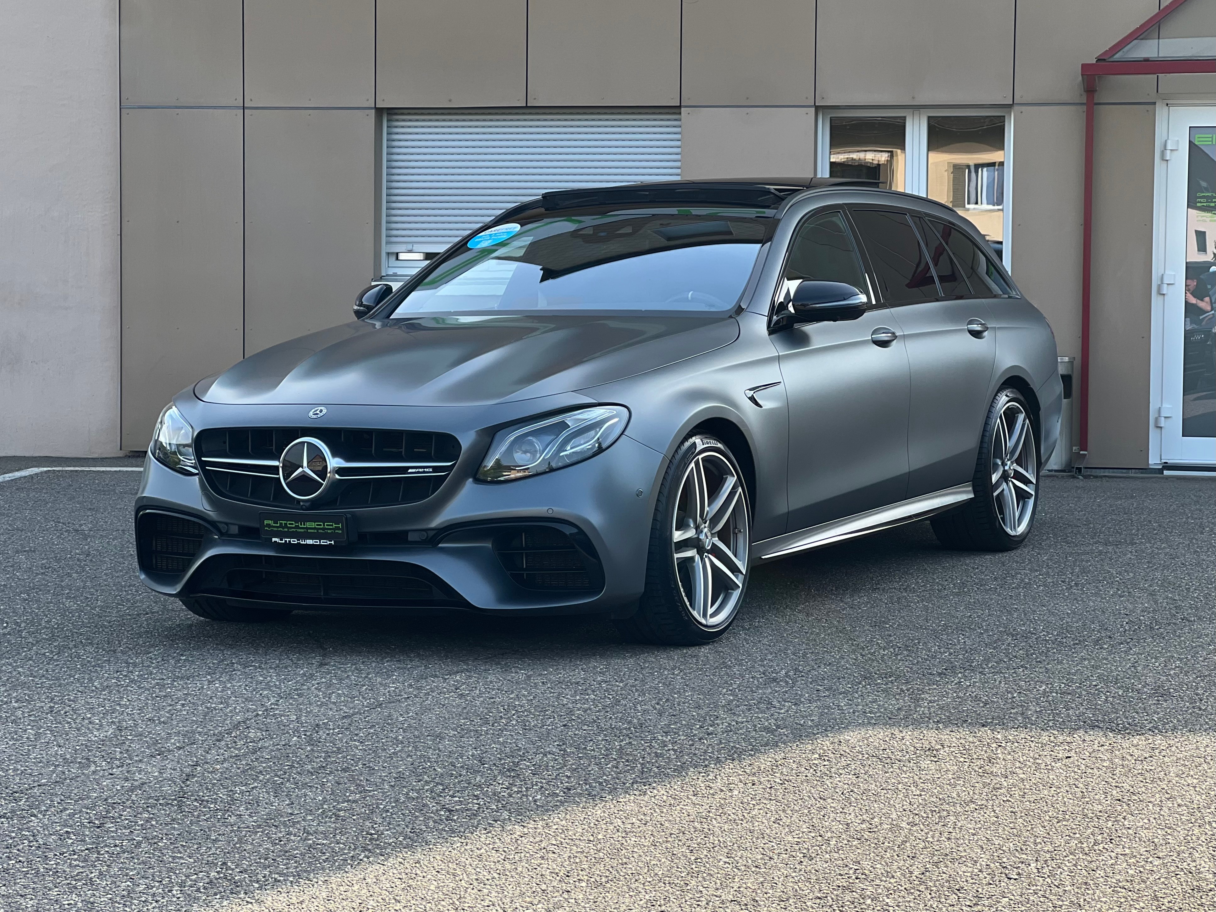 MERCEDES-BENZ E 63 AMG S I 612 PS I 4 Matic 9G-Tronic