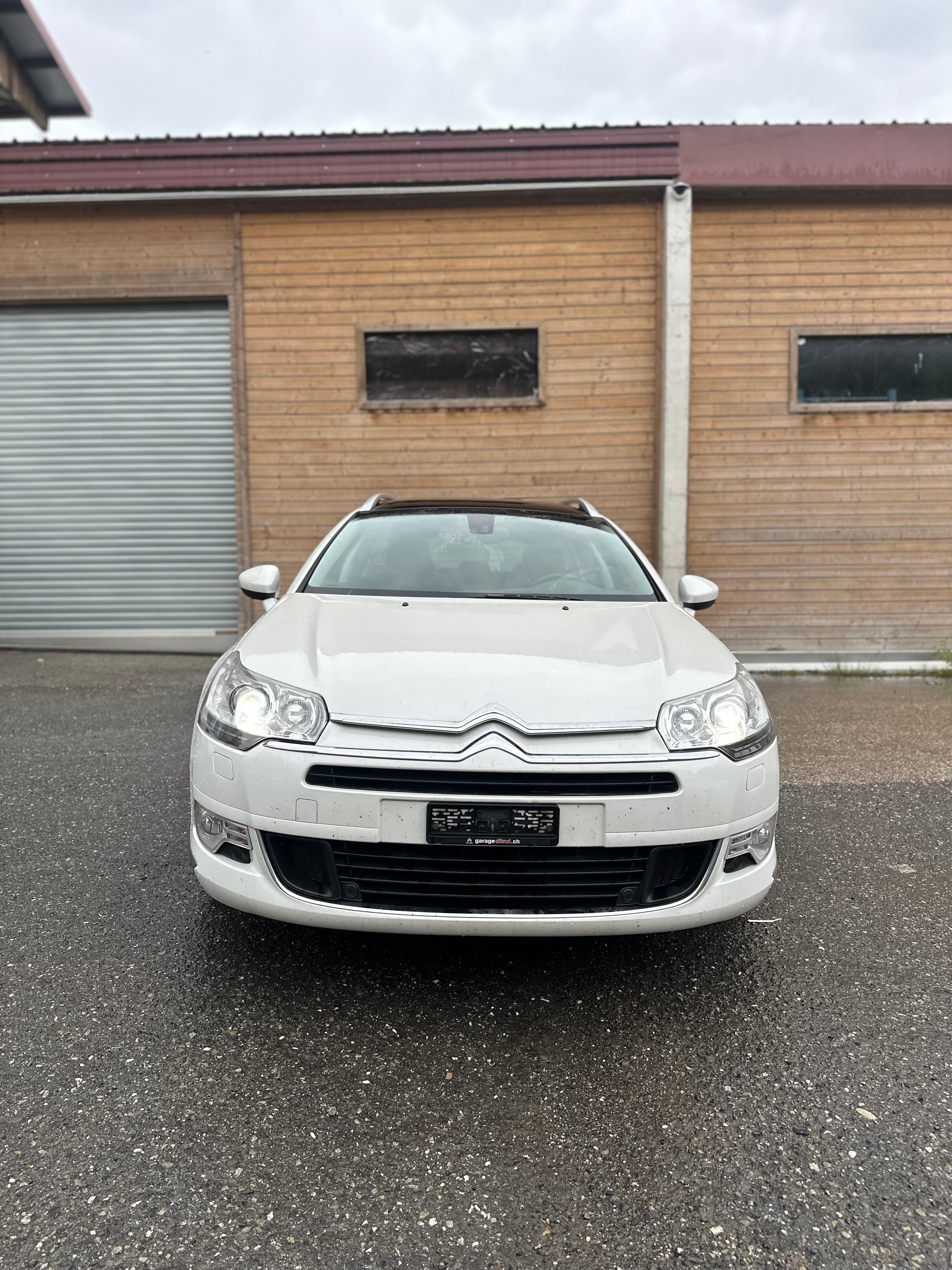 CITROEN C5 Tourer 3.0 HDi V6 Exclusive Automatic