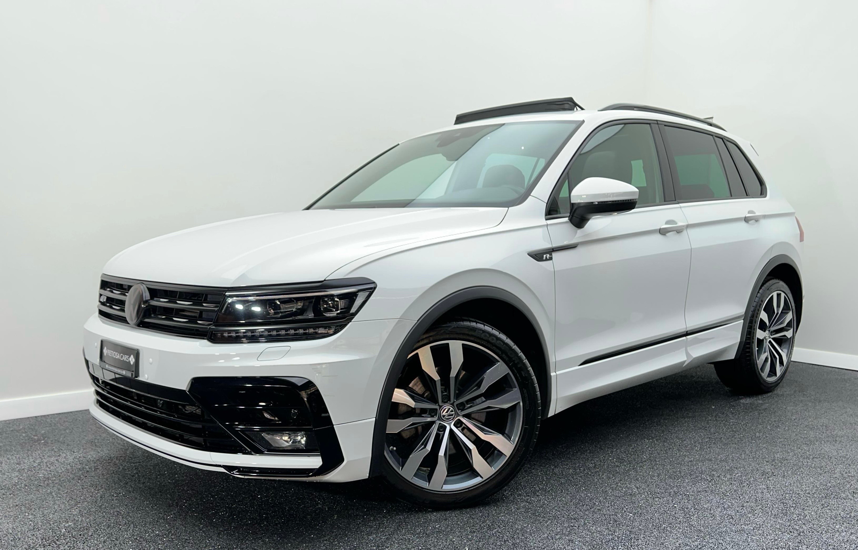 VW Tiguan 2.0 TDI R-Line SCR Highline 4Motion DSG