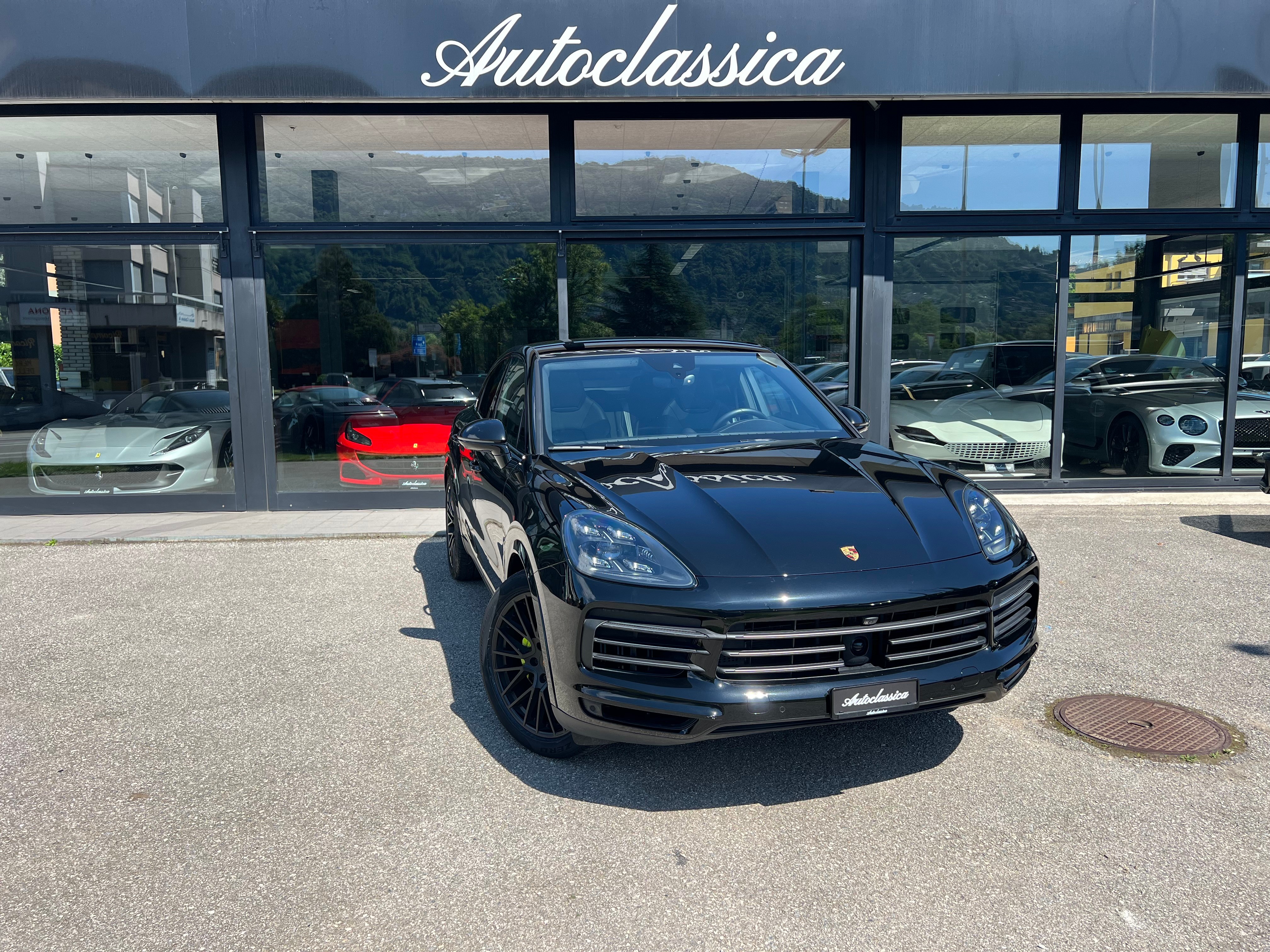 PORSCHE Cayenne Coupé E-Hybrid Platinum Edition