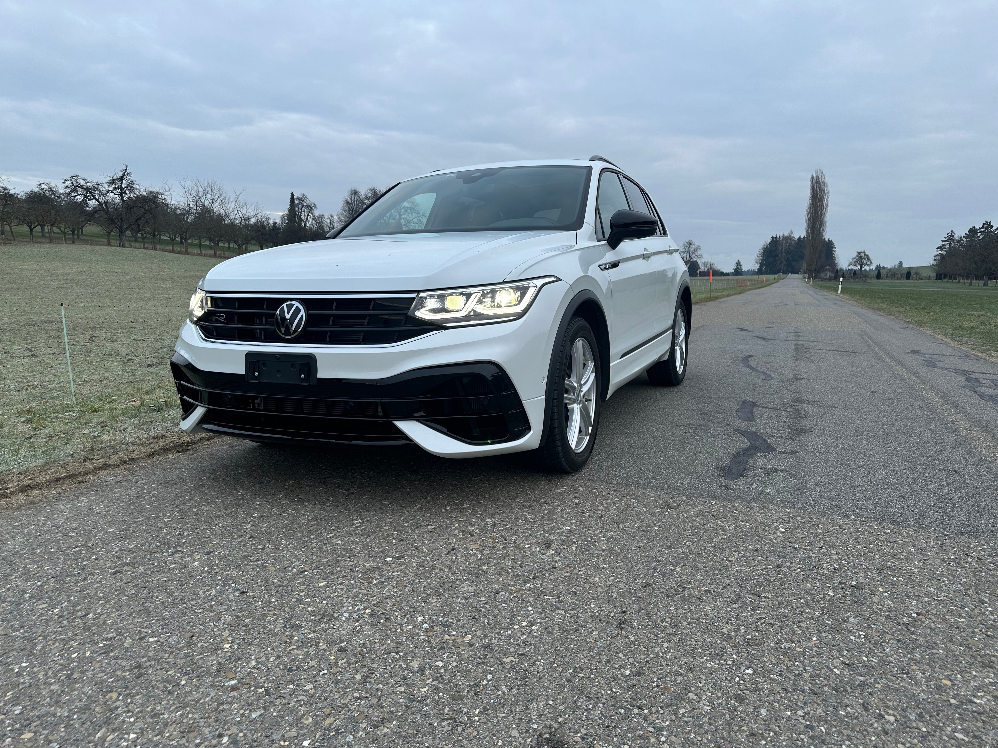 VW Tiguan 2.0TSI R 75 Edition 4Motion DSG