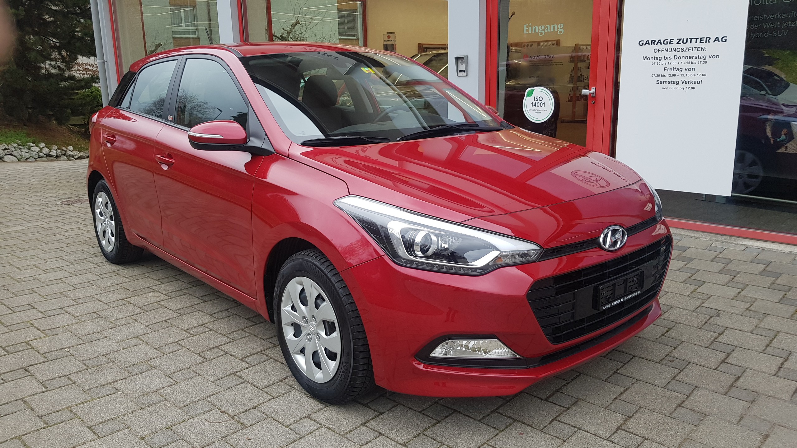 HYUNDAI i20 1.0 T-GDi Amplia