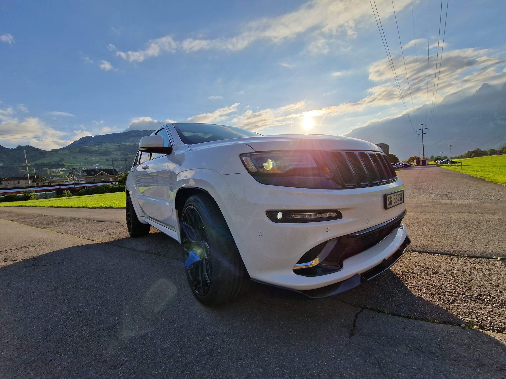 JEEP Grand Cherokee 6.4 V8 HEMI SRT8 Automatic