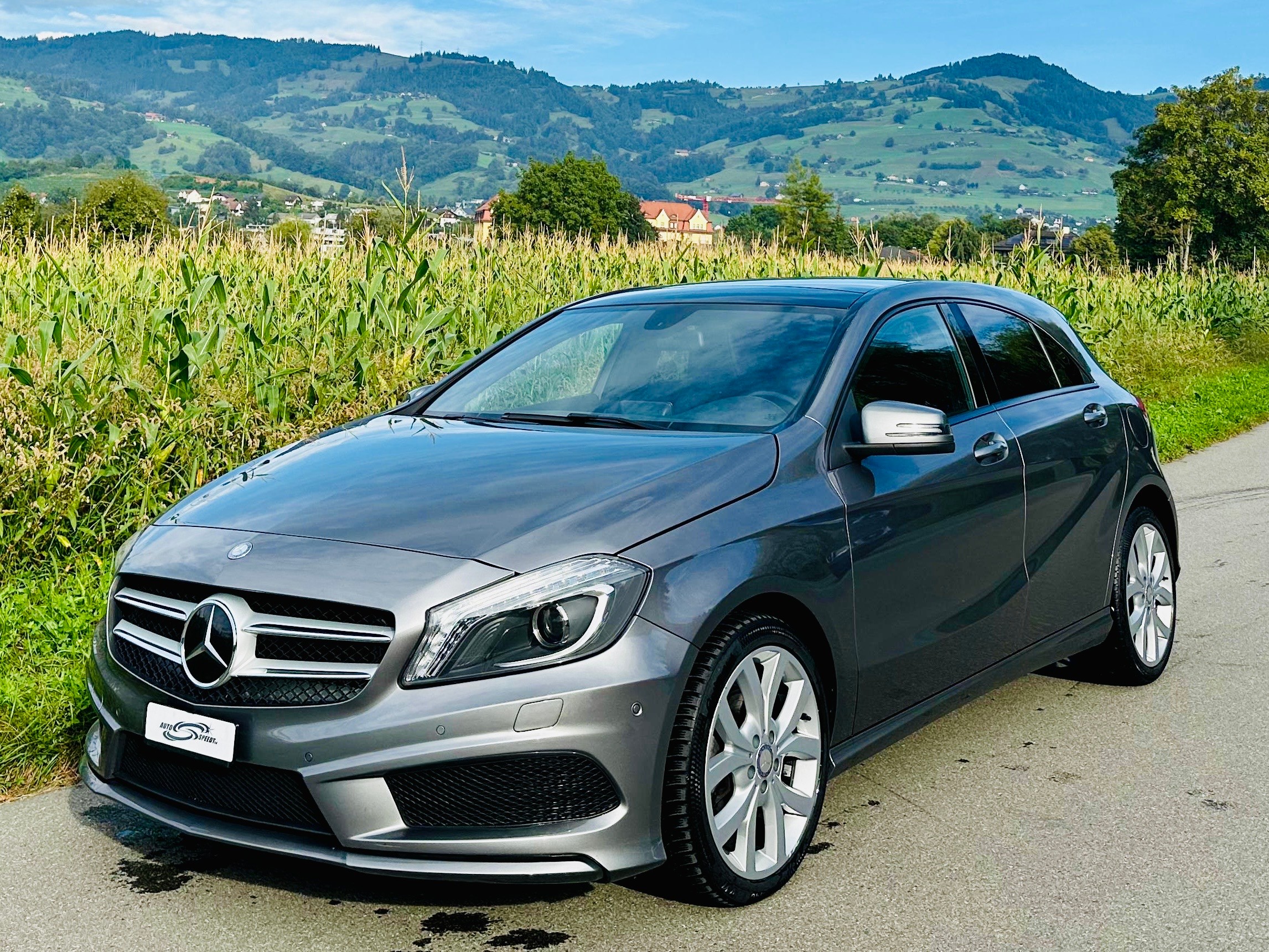 MERCEDES-BENZ A 200 Urban 7G-DCT