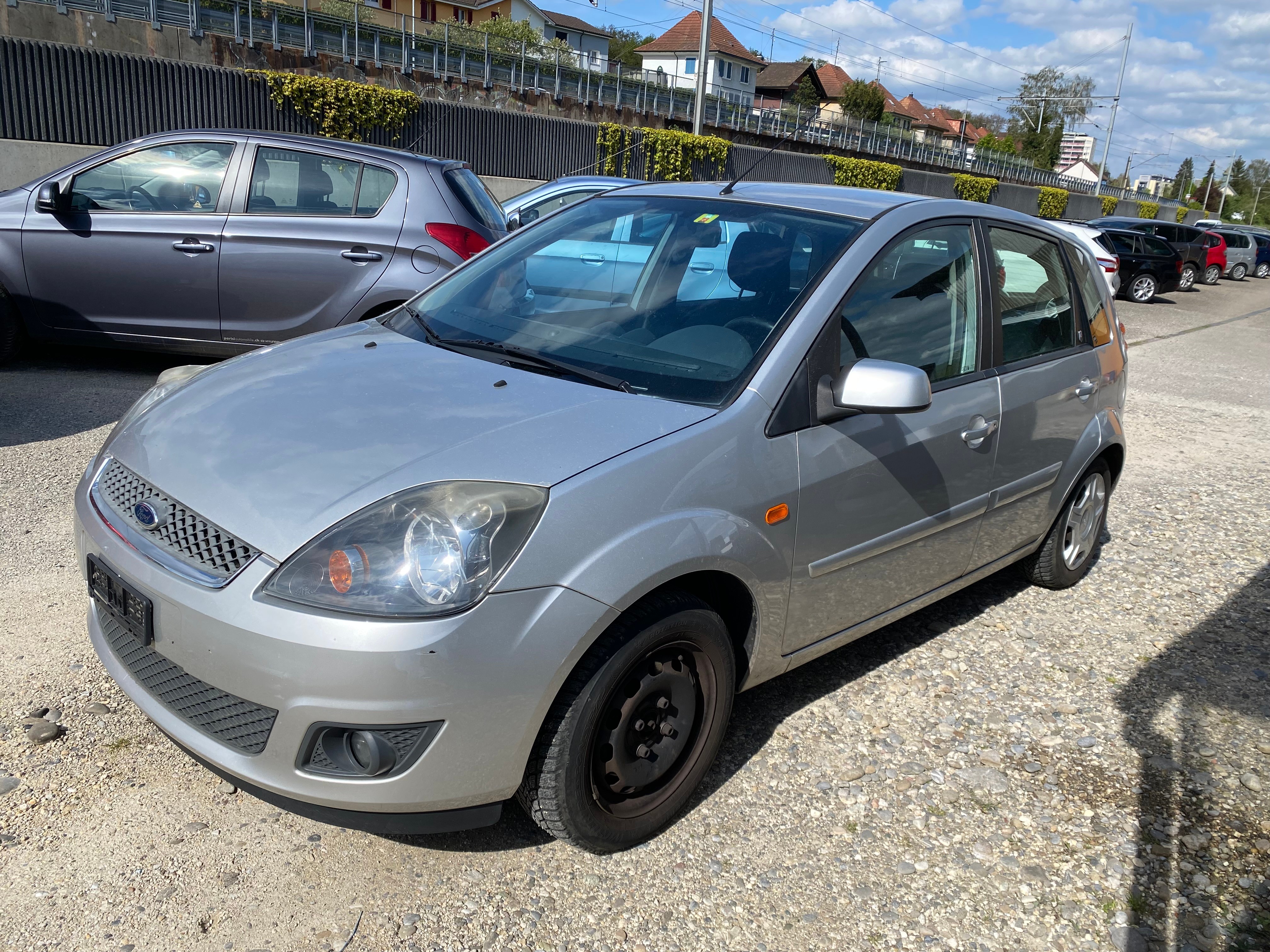 FORD Fiesta 1.6 16V Trend