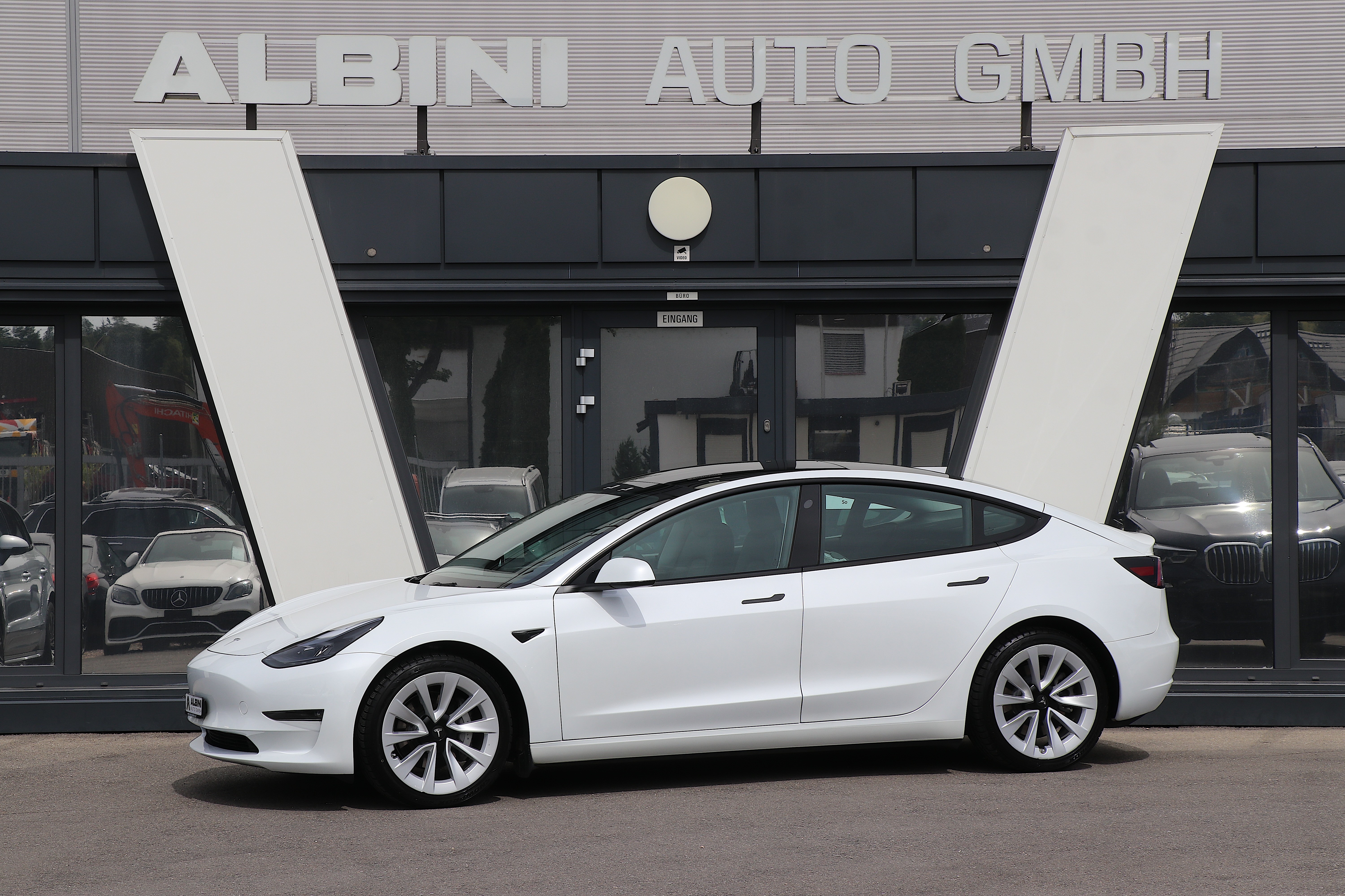 TESLA Model 3 Long Range Dual Motor LHD REEU AWD