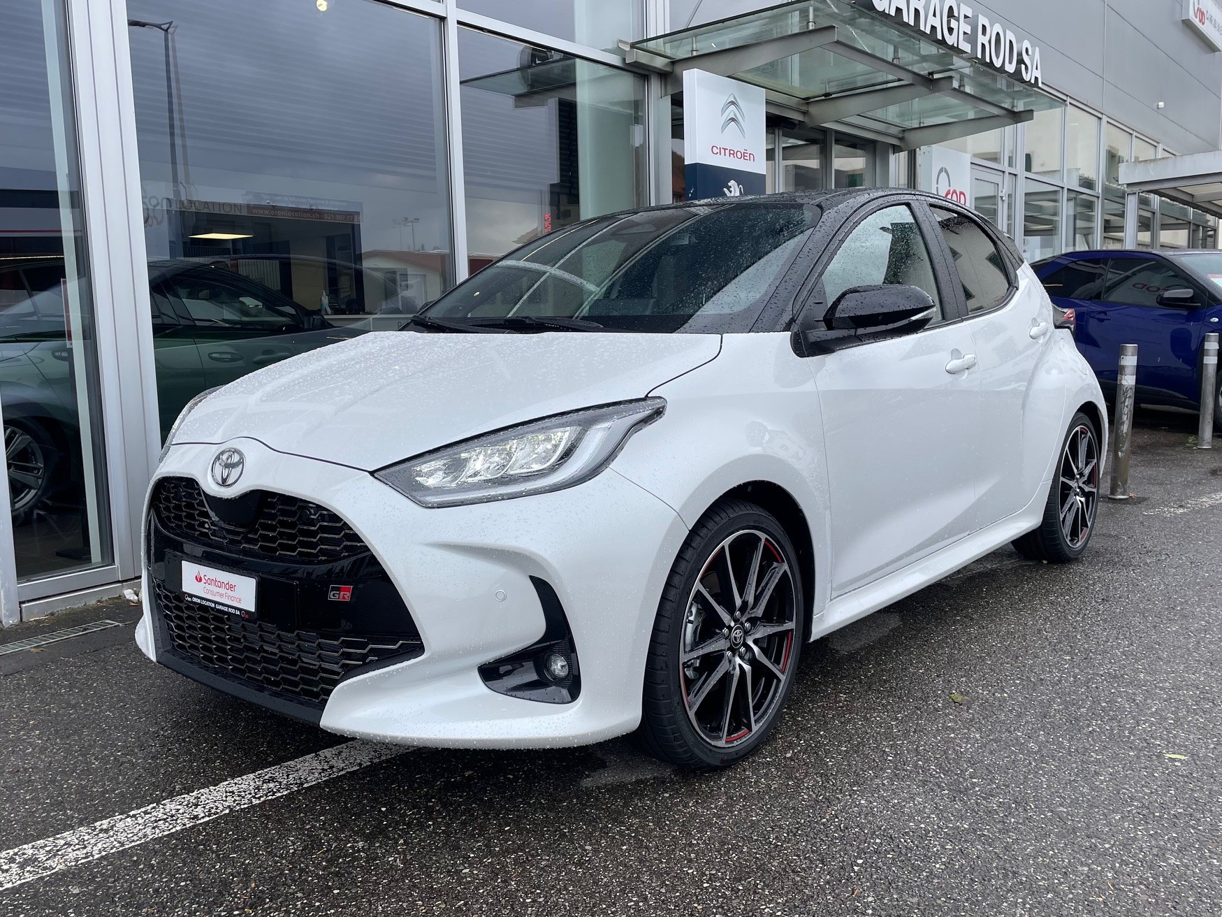 TOYOTA Yaris 1.5 GR Sport e-CVT