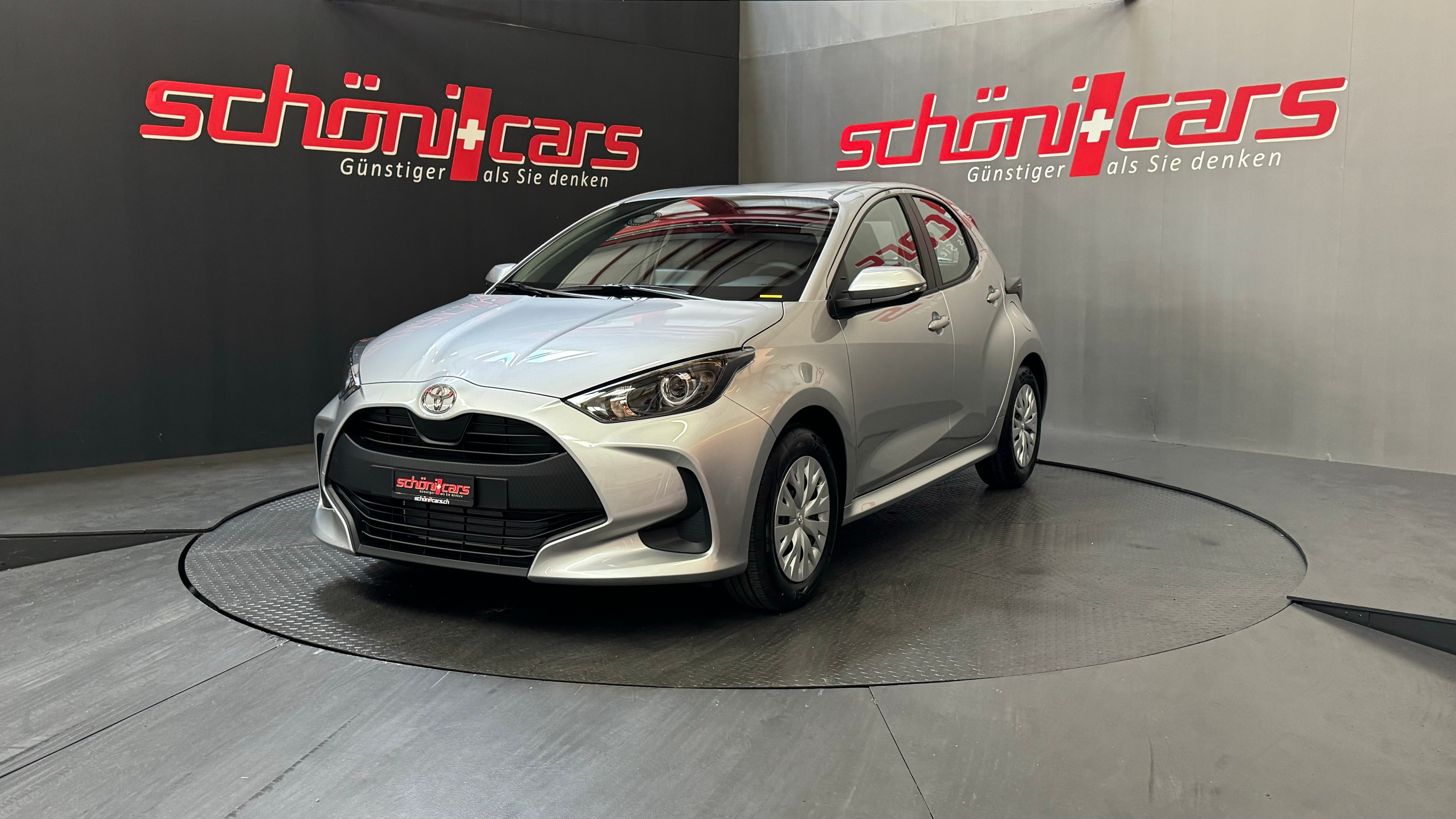 TOYOTA Yaris 1.5 Comfort e-CVT