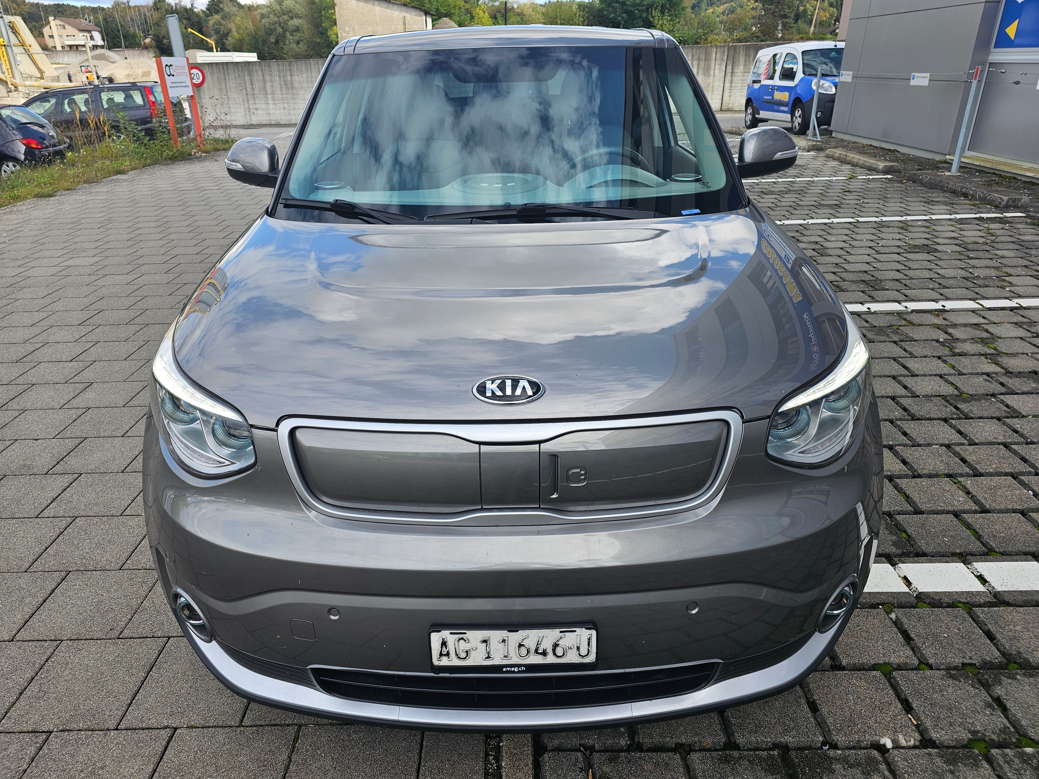 KIA Soul EV Trend