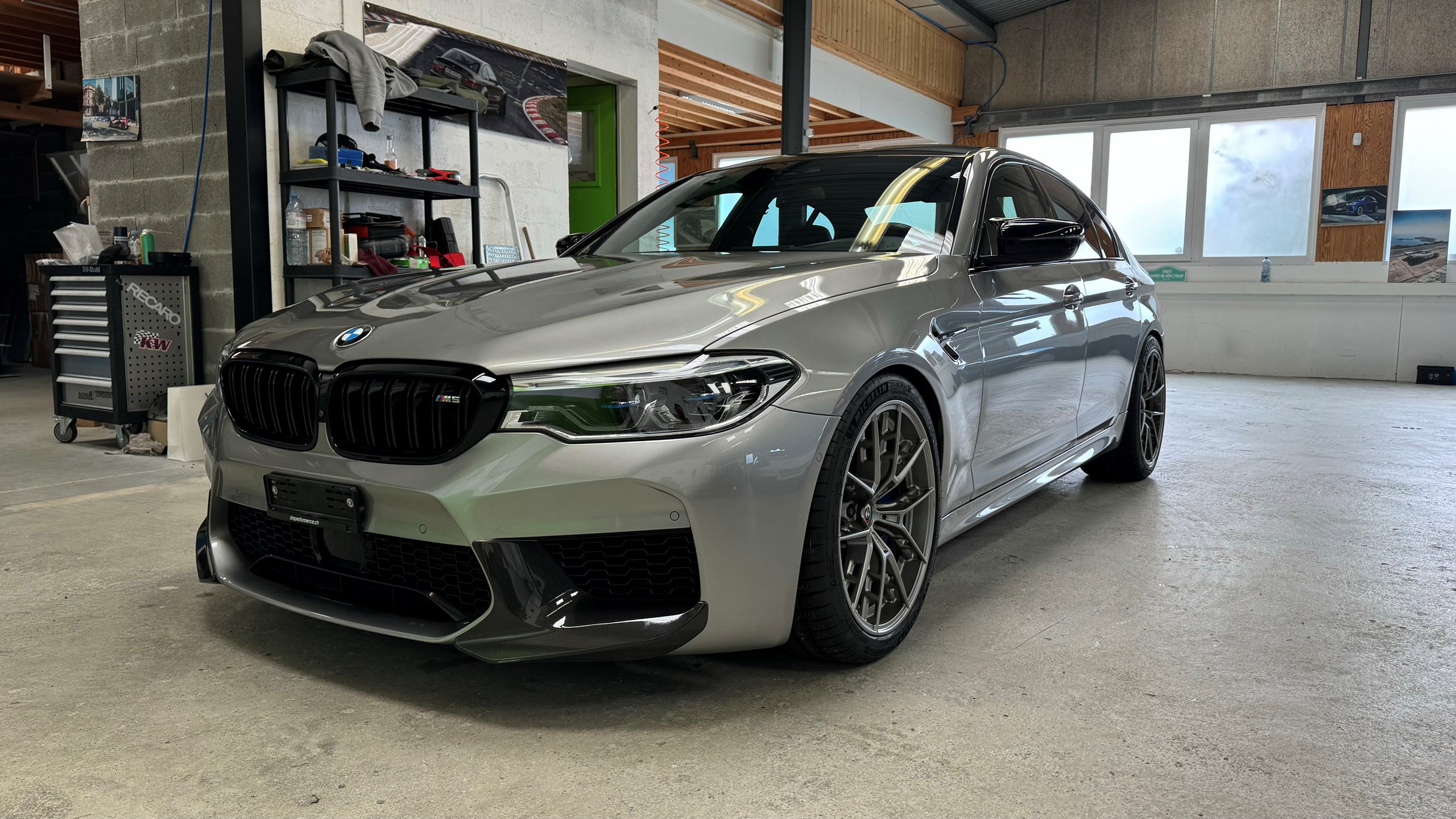 BMW M5 xDrive Competition Drivelogic