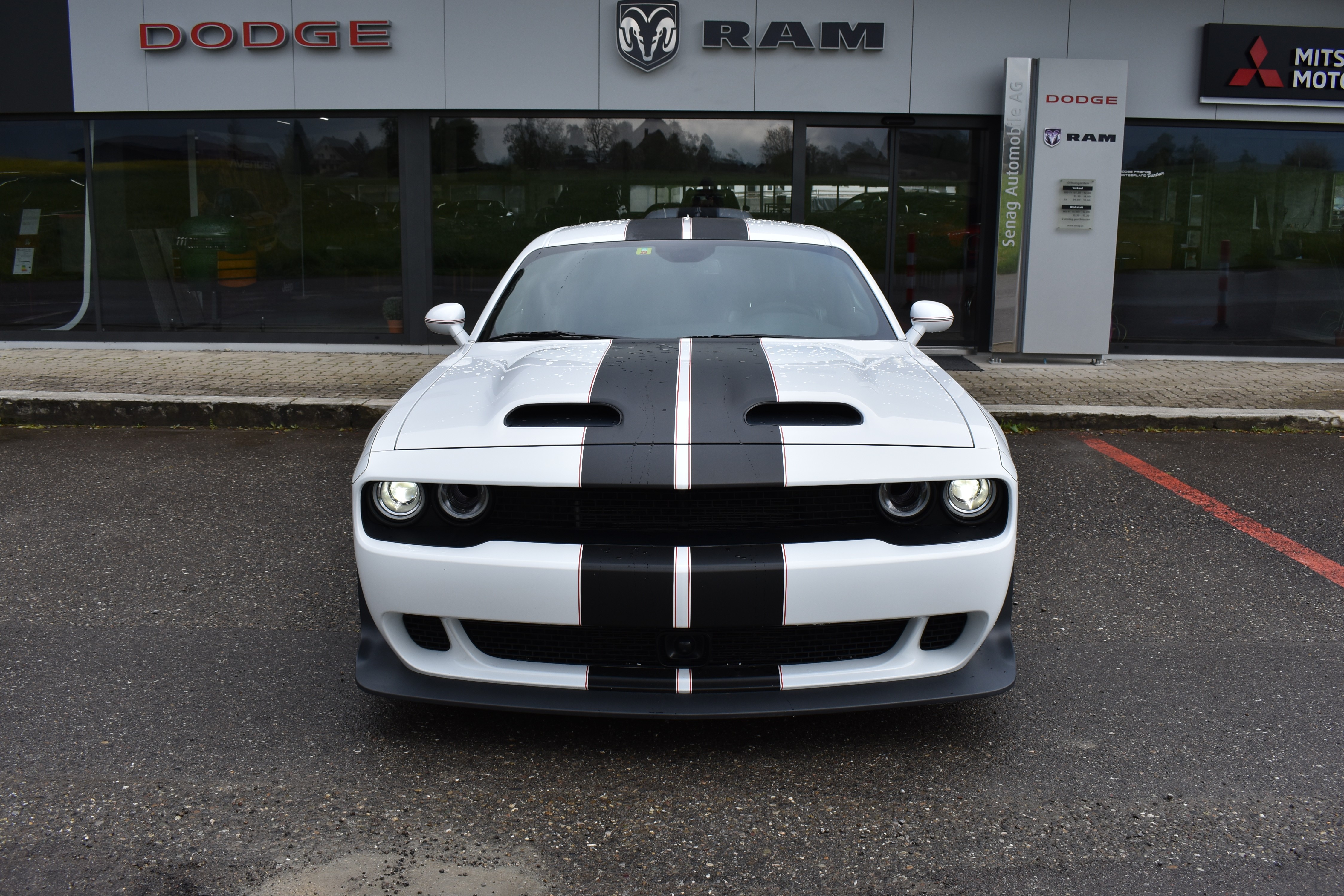 DODGE Challenger SRT Hellcat Widebody