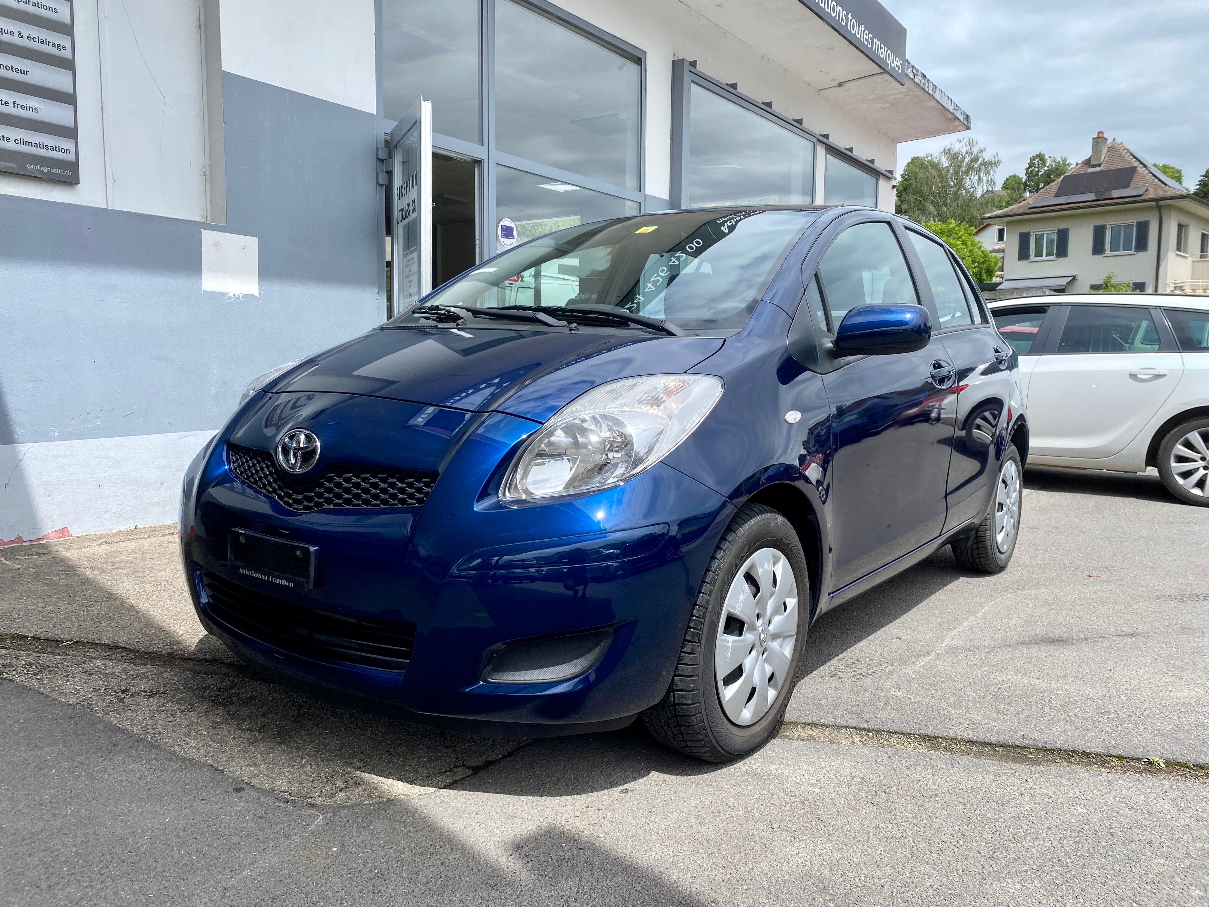 TOYOTA Yaris 1.33 Linea Luna