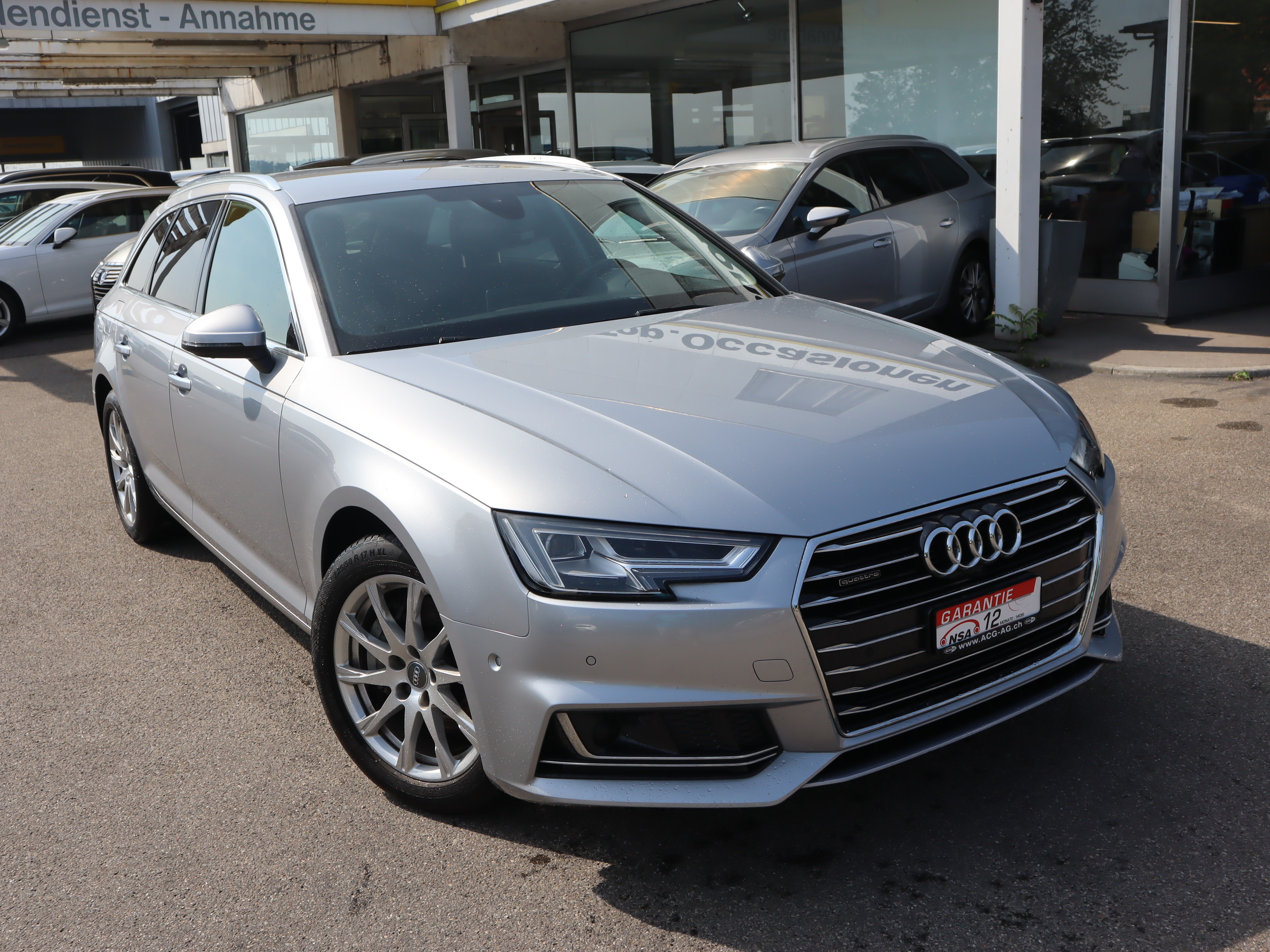 AUDI A4 Avant 40 TDI Design quattro S-tronic ** Gr-Navi ** RF-Kamera ** Totwinkel-Assistent ** Ab MFK & Service **