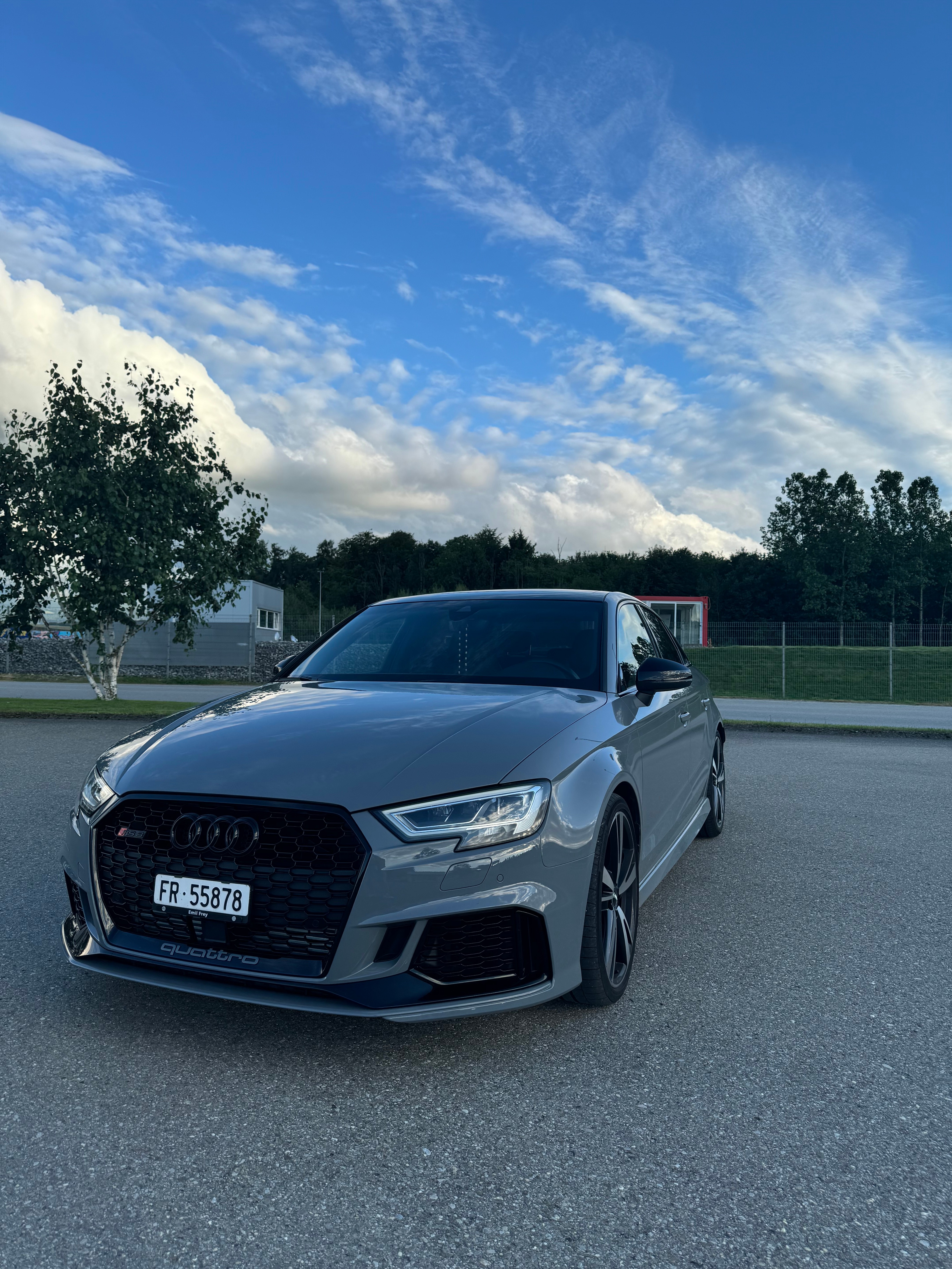 AUDI RS3 Limousine 2.5 TSI quattro S-tronic