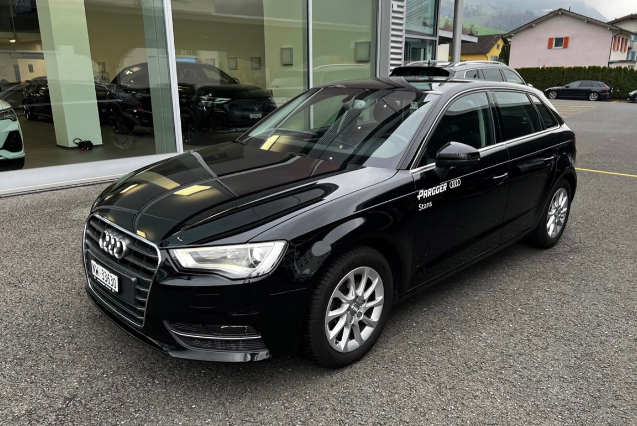 AUDI A3 Sportback 1.6 TDI Attraction