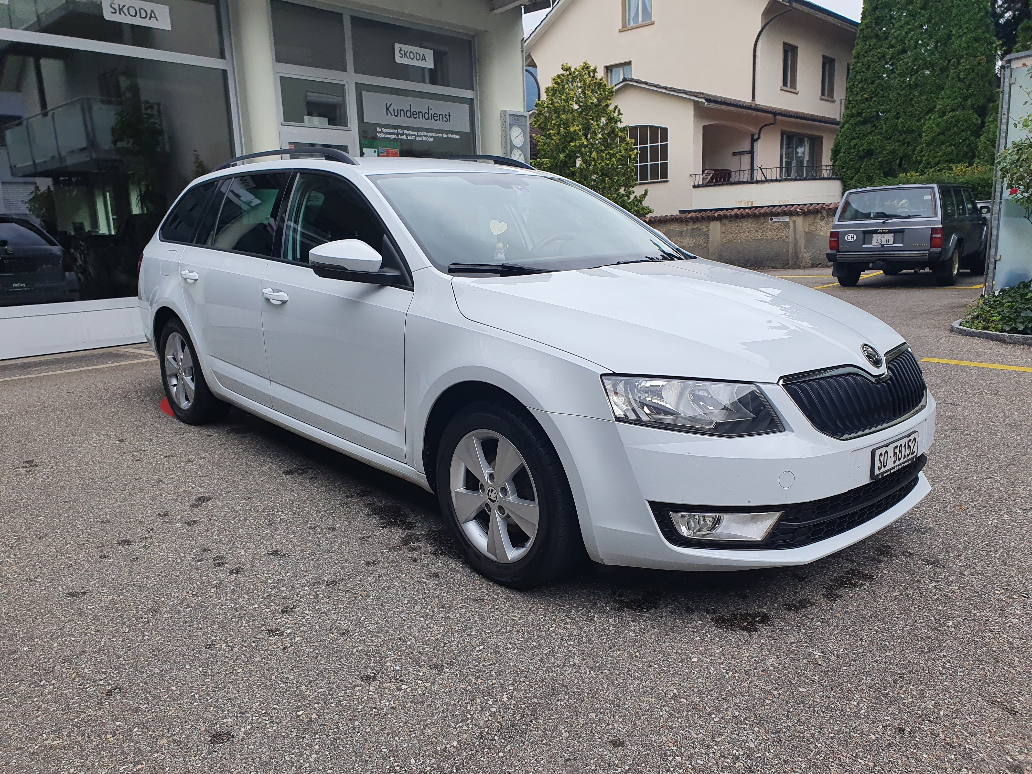 SKODA Octavia Combi 1.6 TDI Elegance 4x4