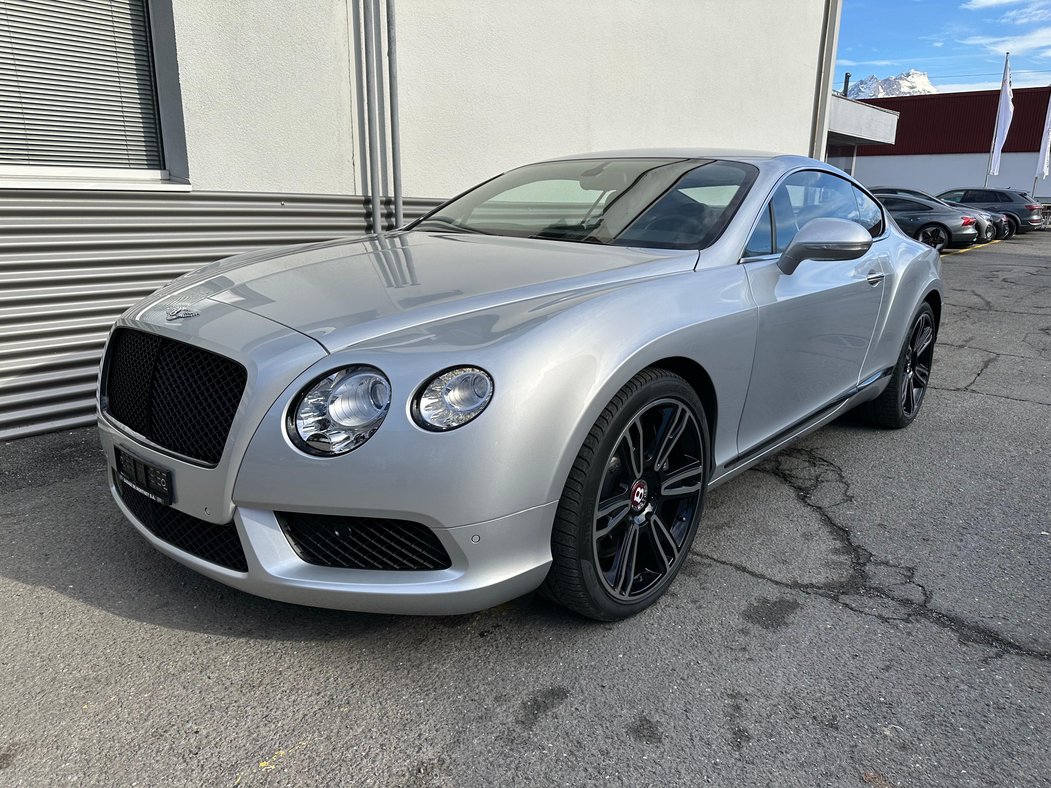 BENTLEY Continental GT 4.0 V8