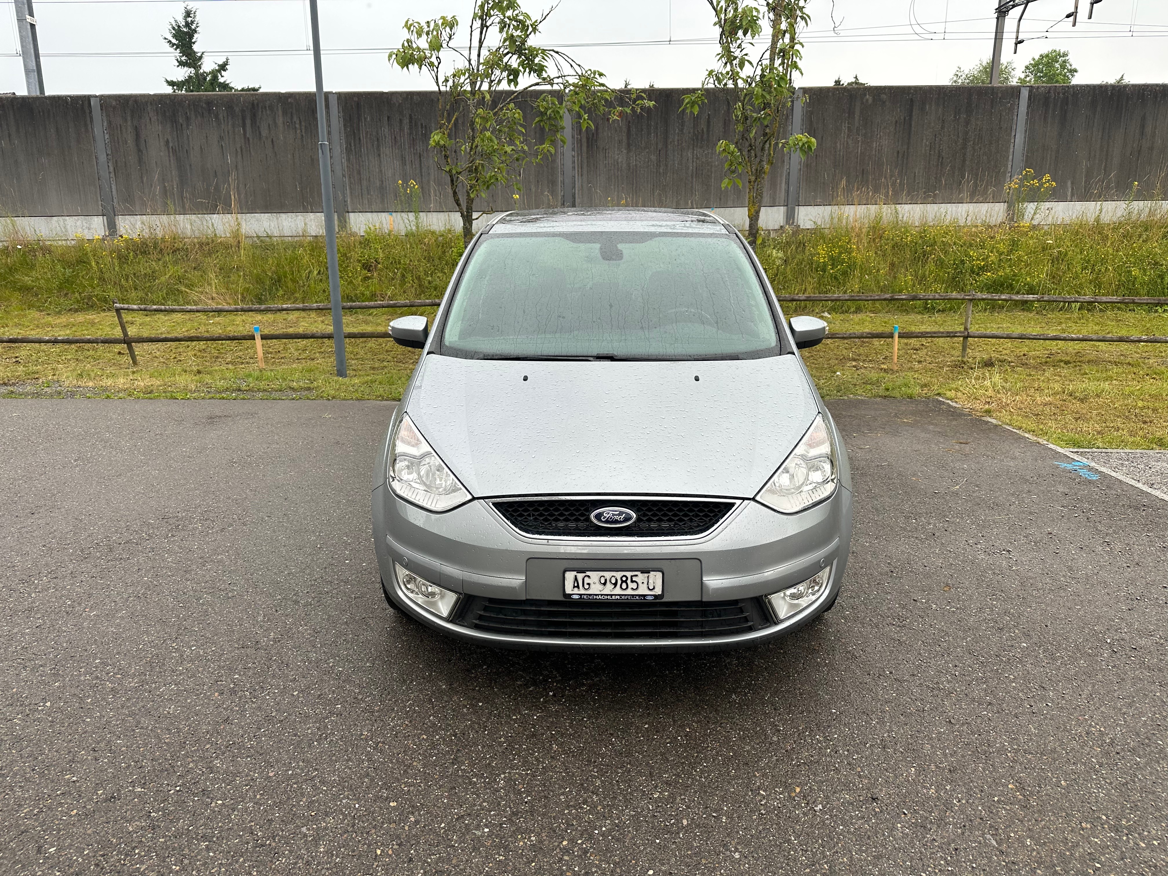 FORD Galaxy 2.0i Ghia