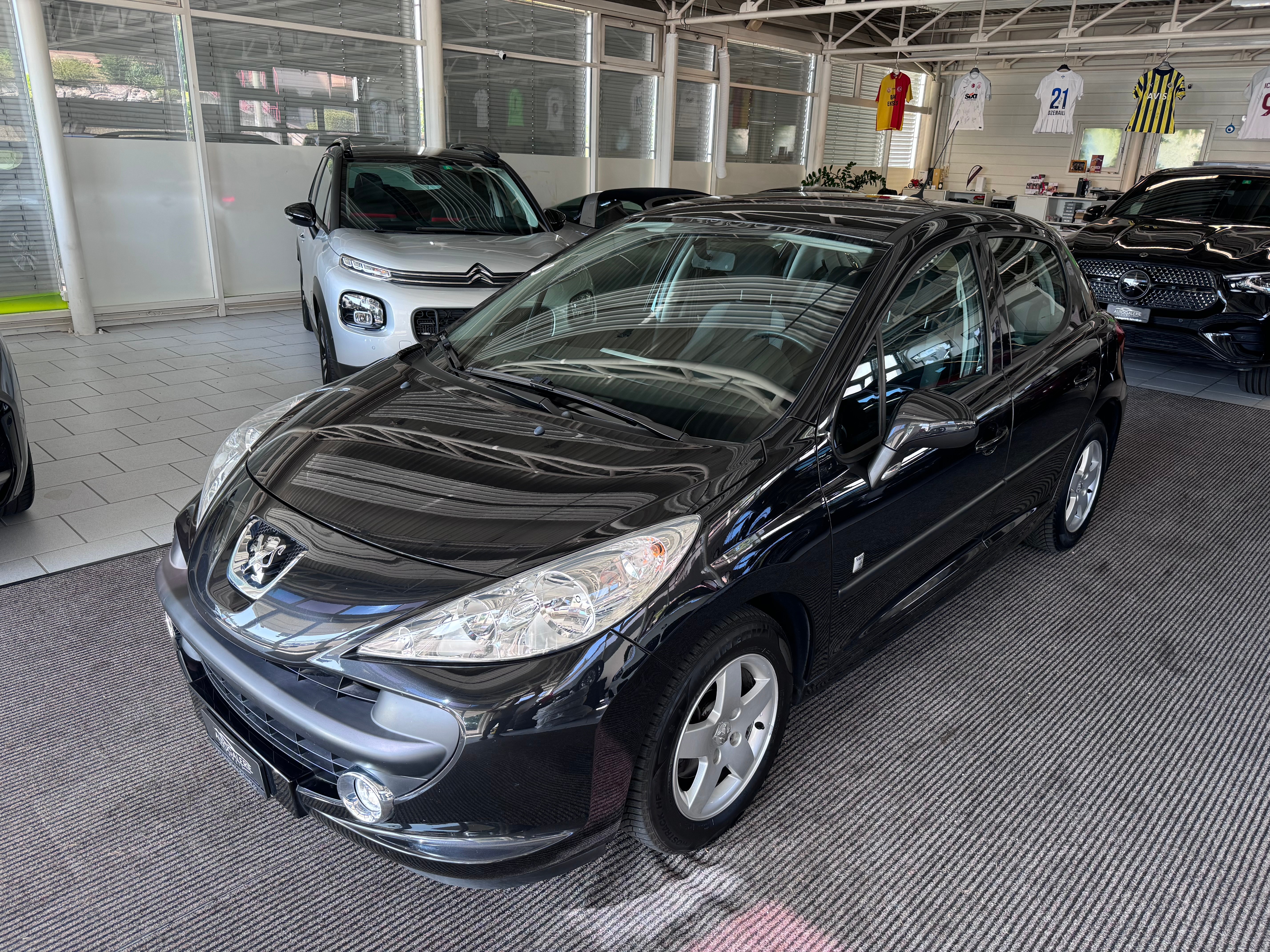 PEUGEOT 207 1.4 16V Swiss Edition | CH Fahrzeug | TOP Gepflegt | Klima |