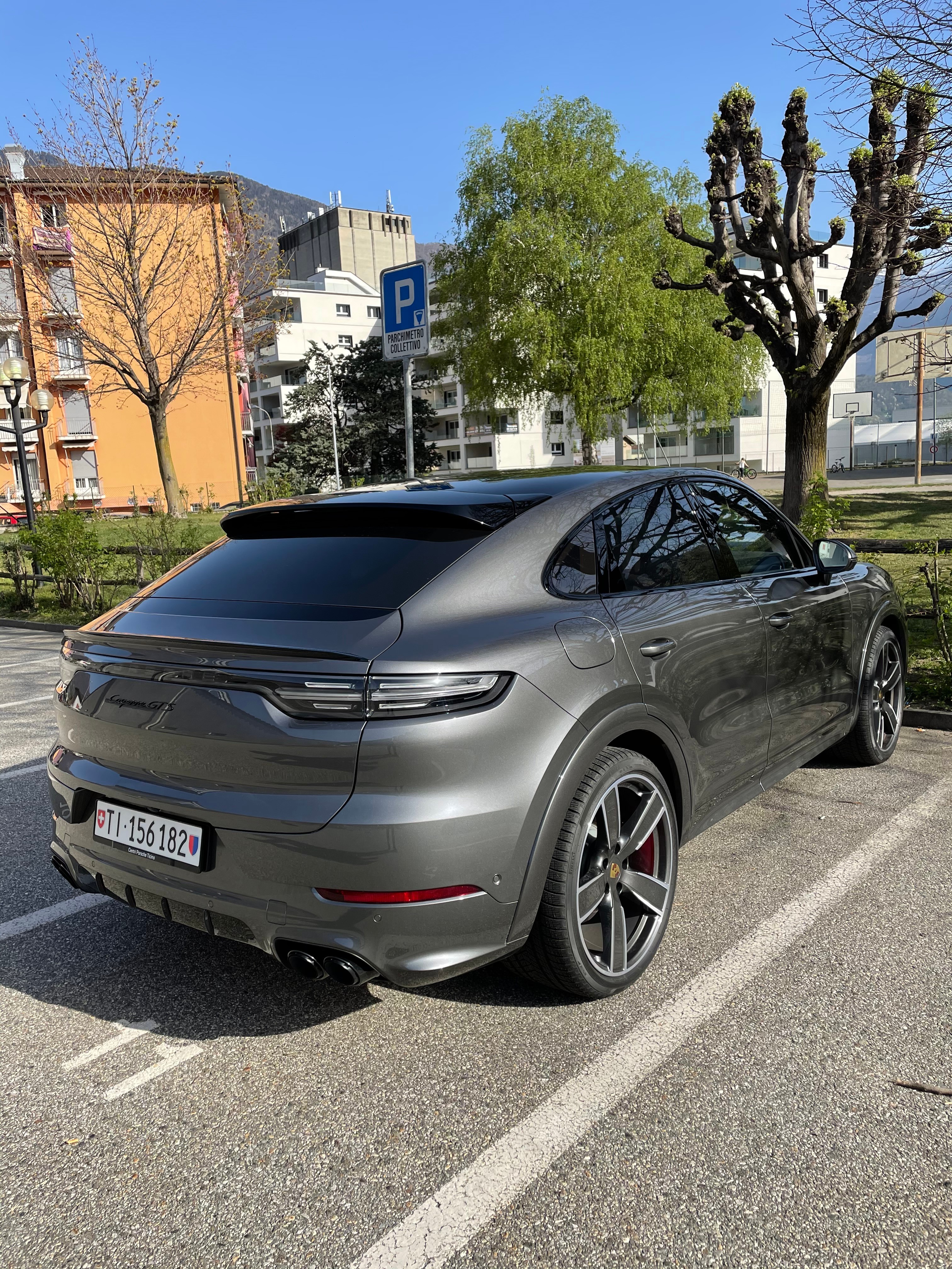 PORSCHE Cayenne GTS Coupé