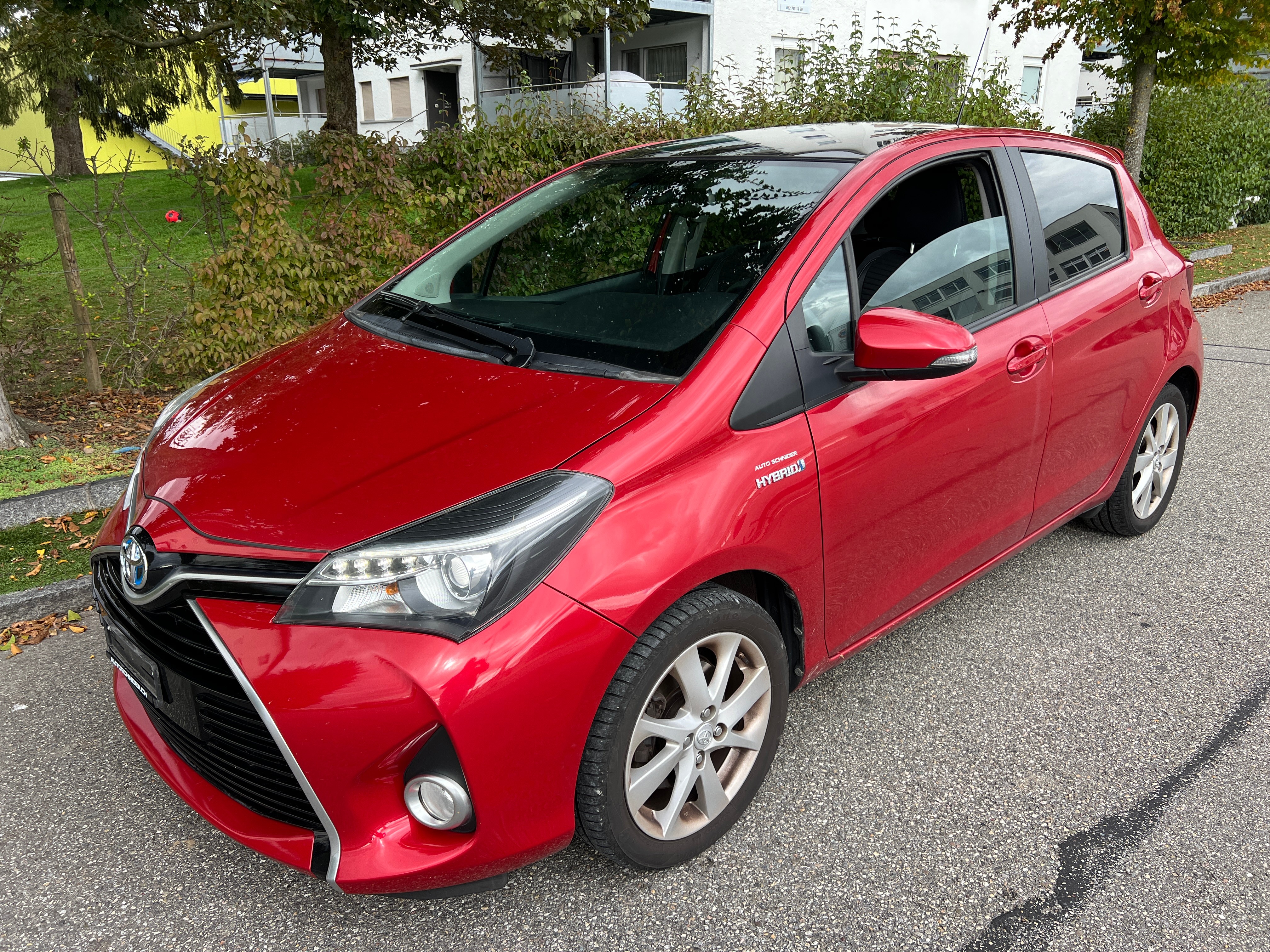 TOYOTA Yaris 1.5 VVT-i Hybrid Sol Premium e-CVT