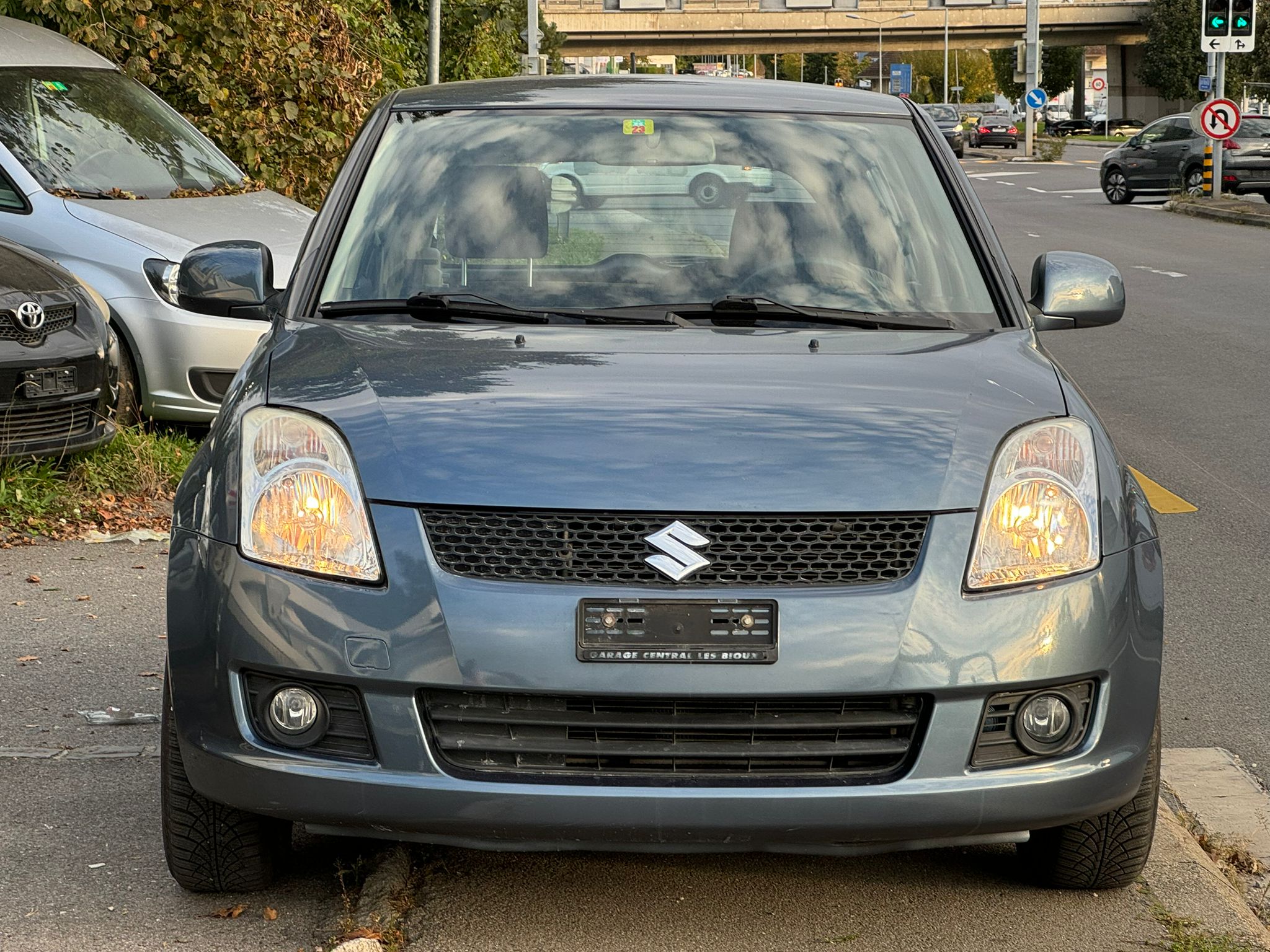 SUZUKI Swift 1.3i 16V GL Top Piz Sulai LE 4x4