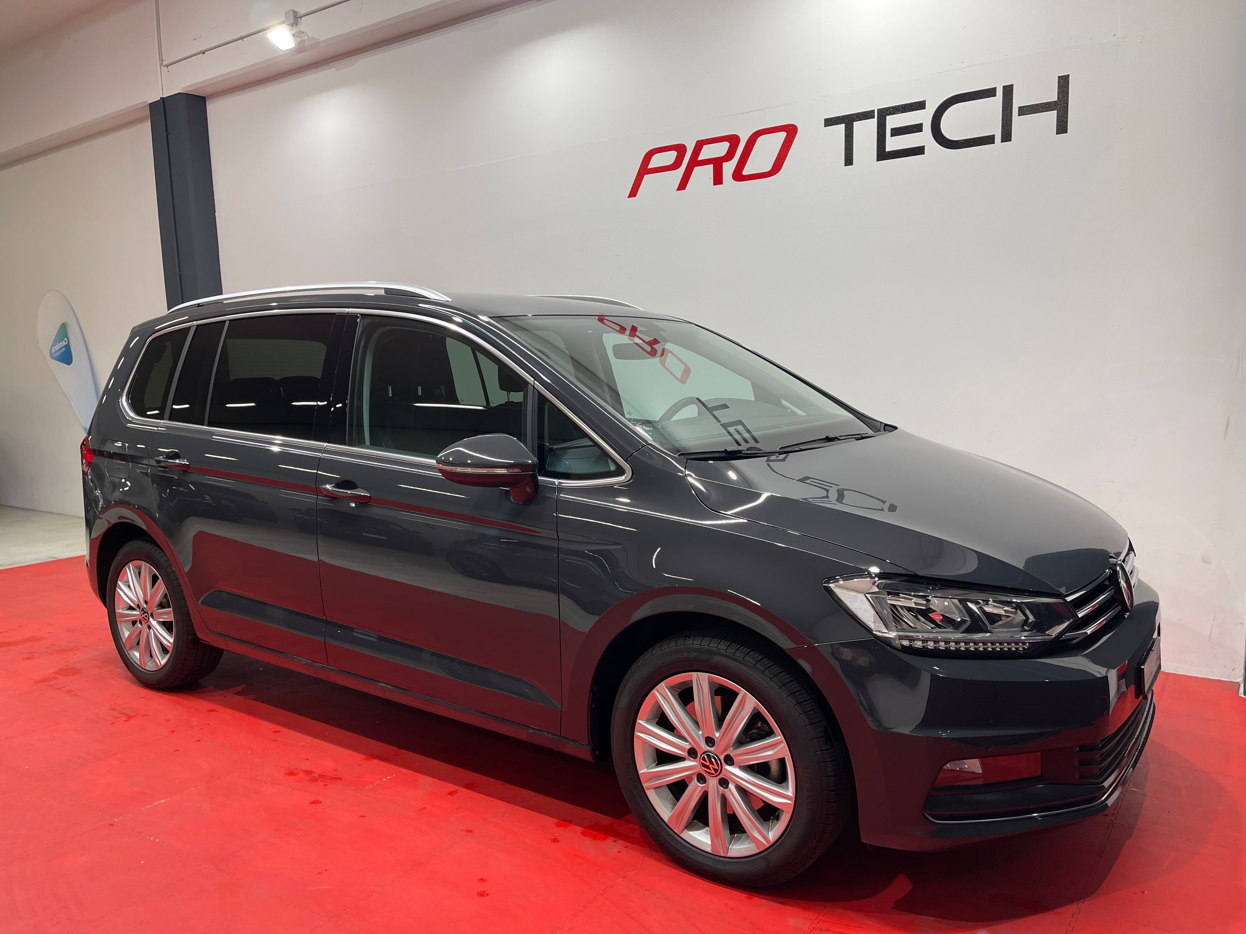 VW Touran 2.0 TDI BlueMotion Highline DSG*7 PLATZ*