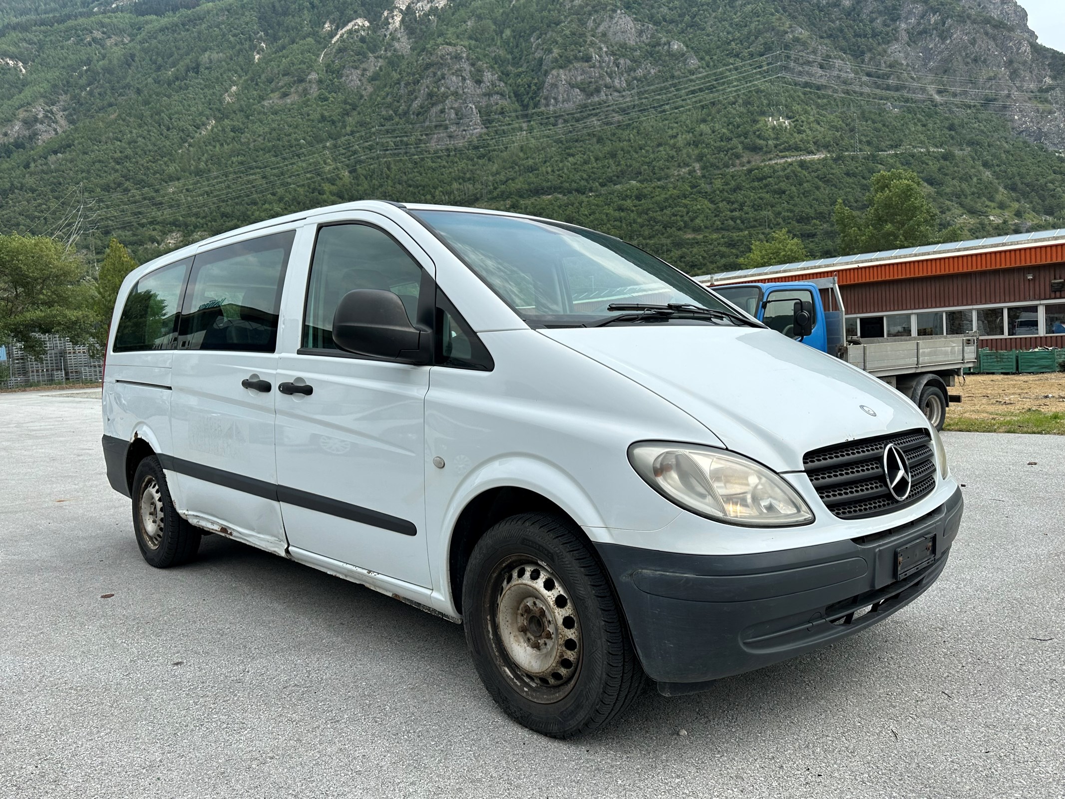 MERCEDES-BENZ VITO 111 CDI