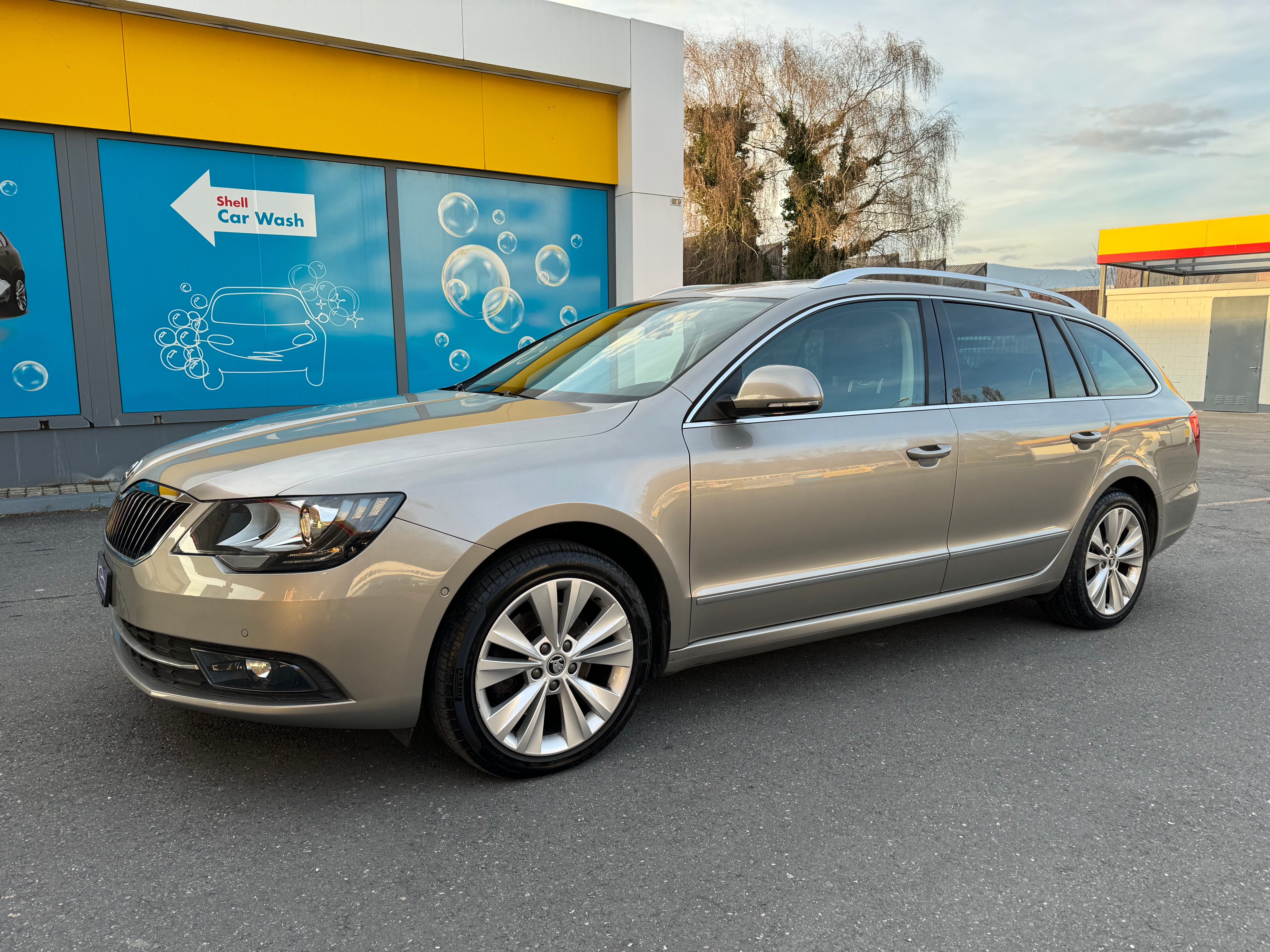 SKODA Superb Combi 1.8 TSI Elegance DSG