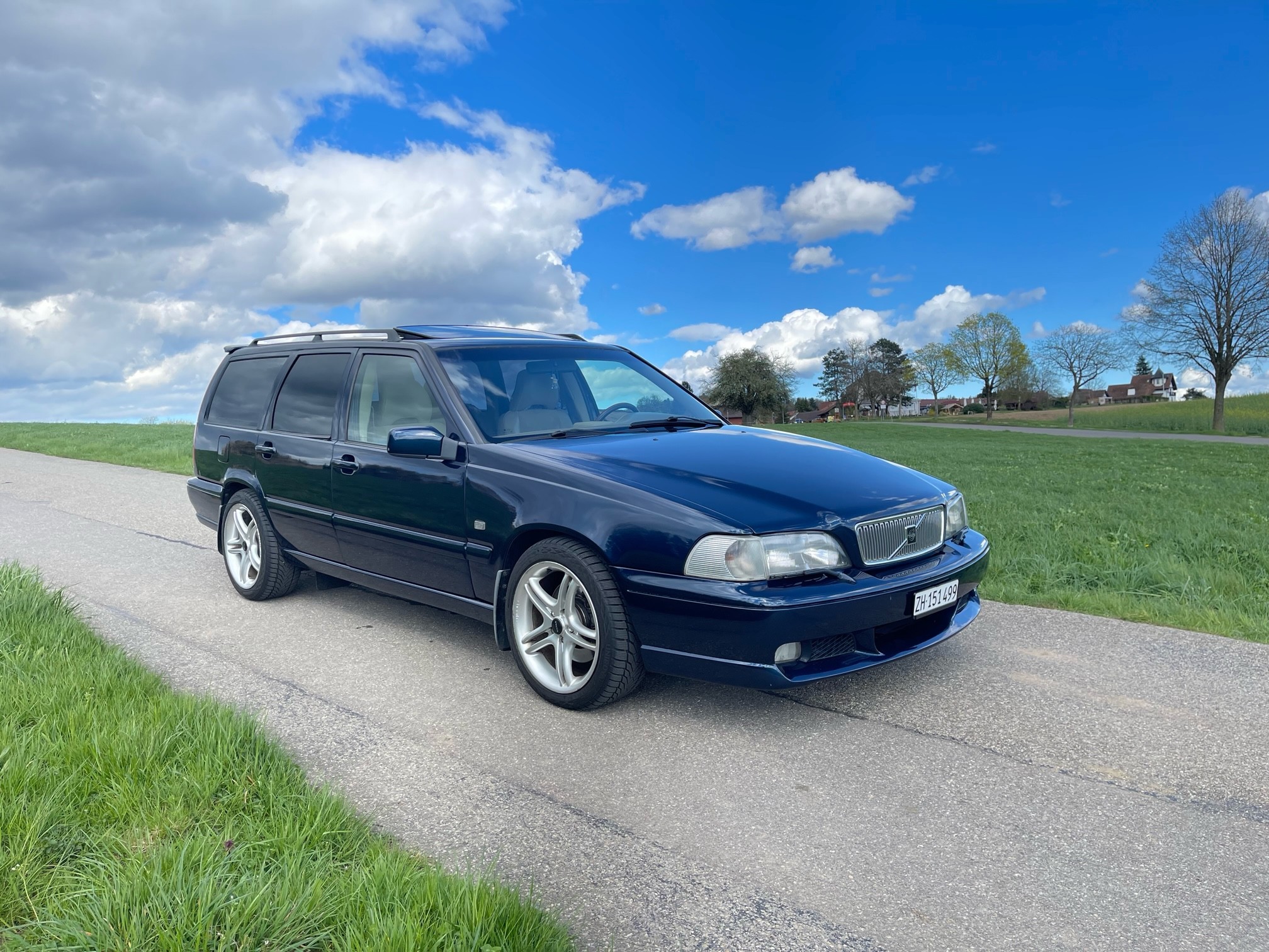 VOLVO V70 R AWD A