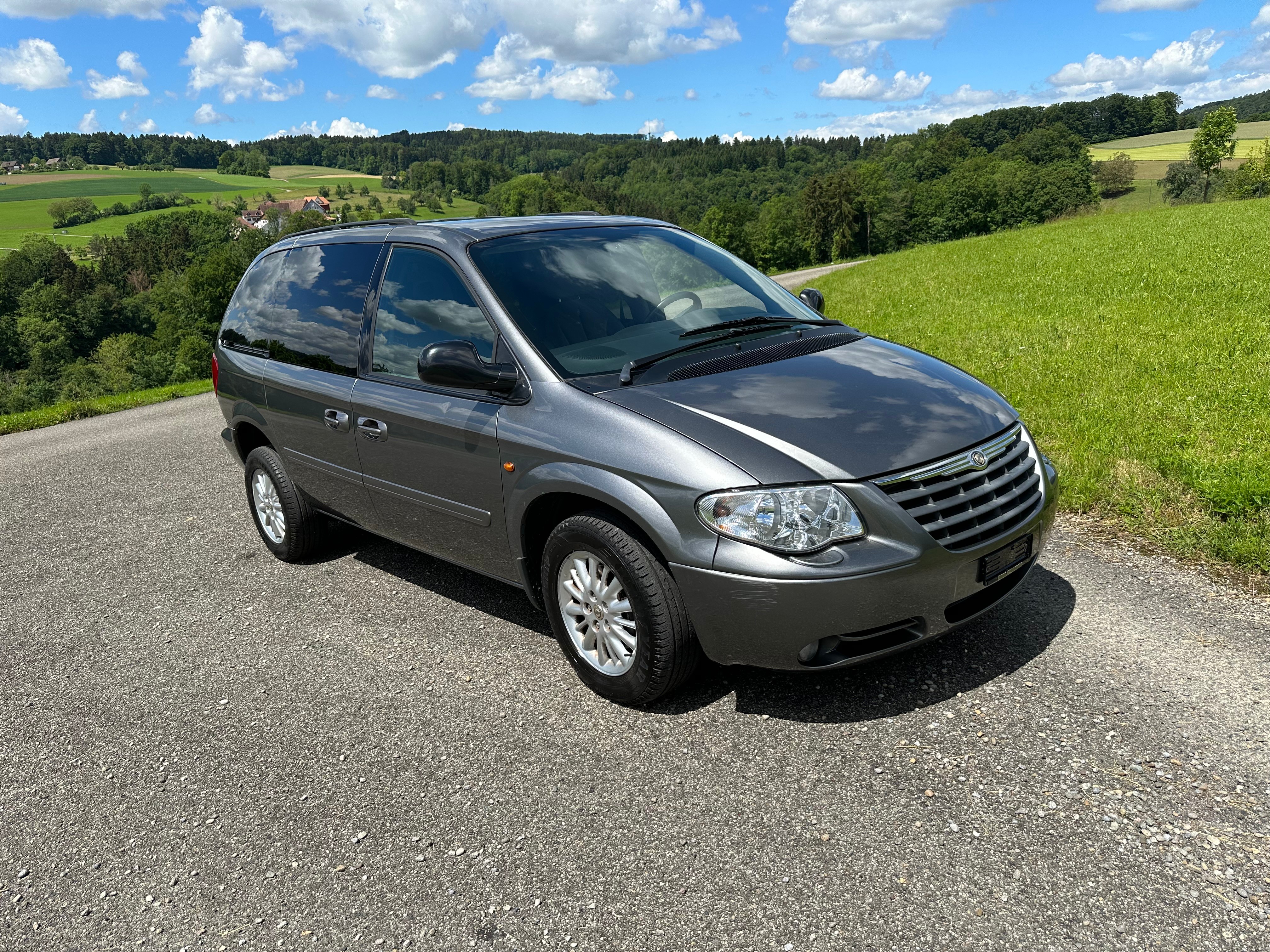 CHRYSLER Voyager 3.3 LX Swiss Edition Automatic