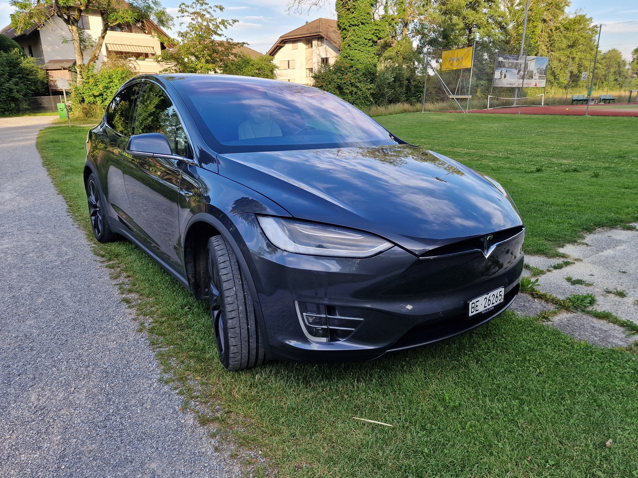 TESLA Model X 90 D