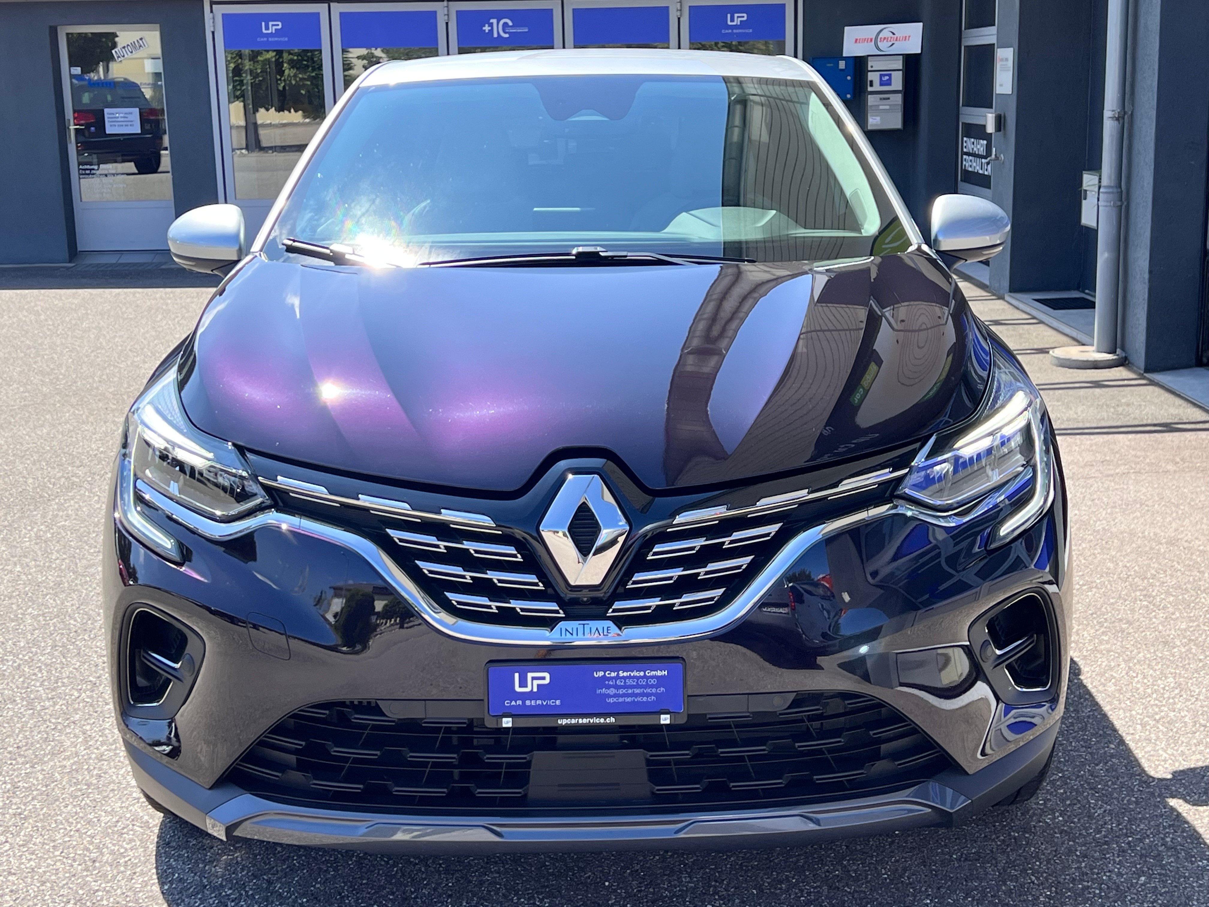 RENAULT Captur 1.3 TCe Initiale EDC