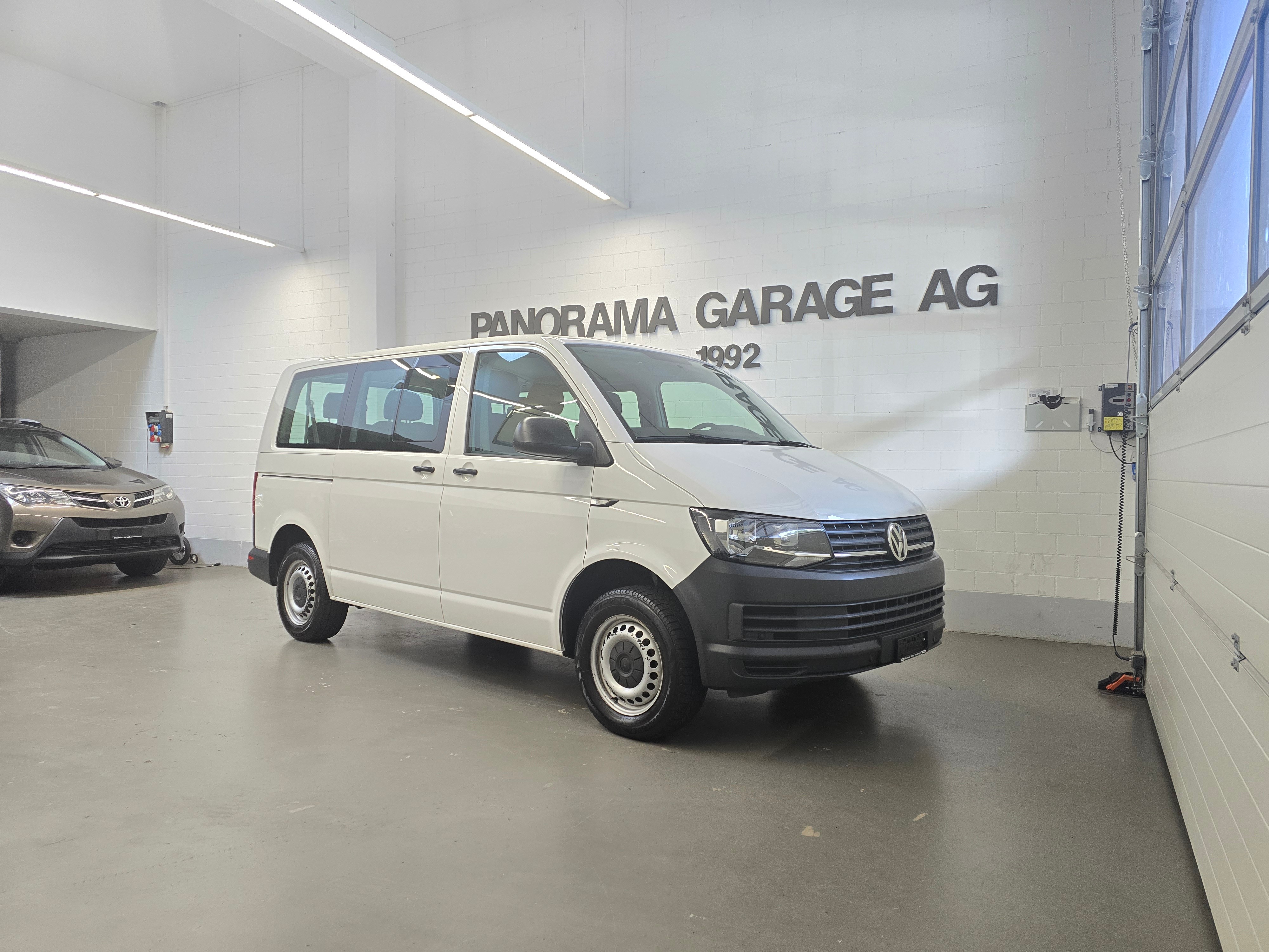 VW T6 2.0 TDI Entry 9 SITZPLäTZE