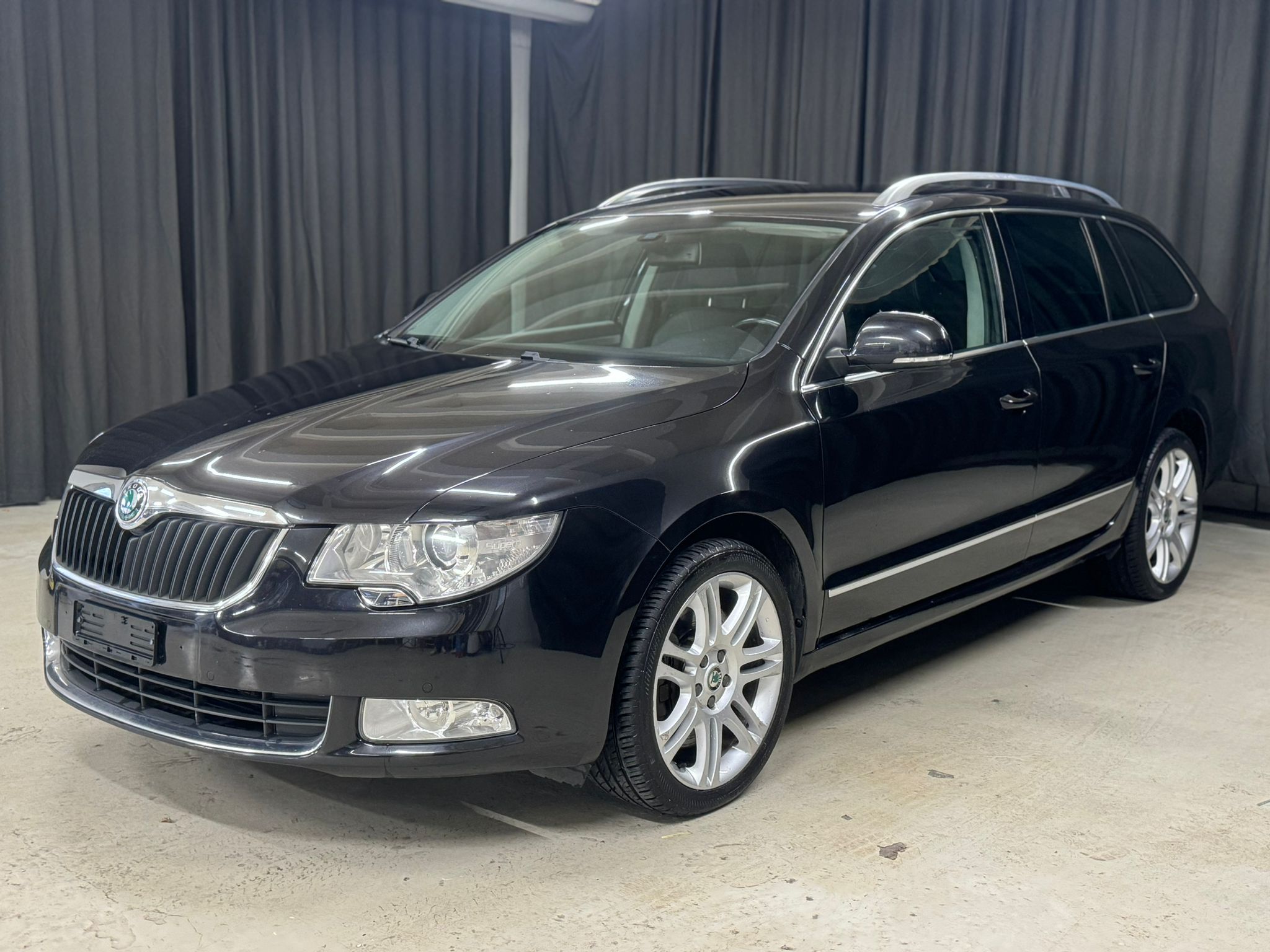 SKODA Superb Combi 3.6 FSI Elegance 4x4 DSG