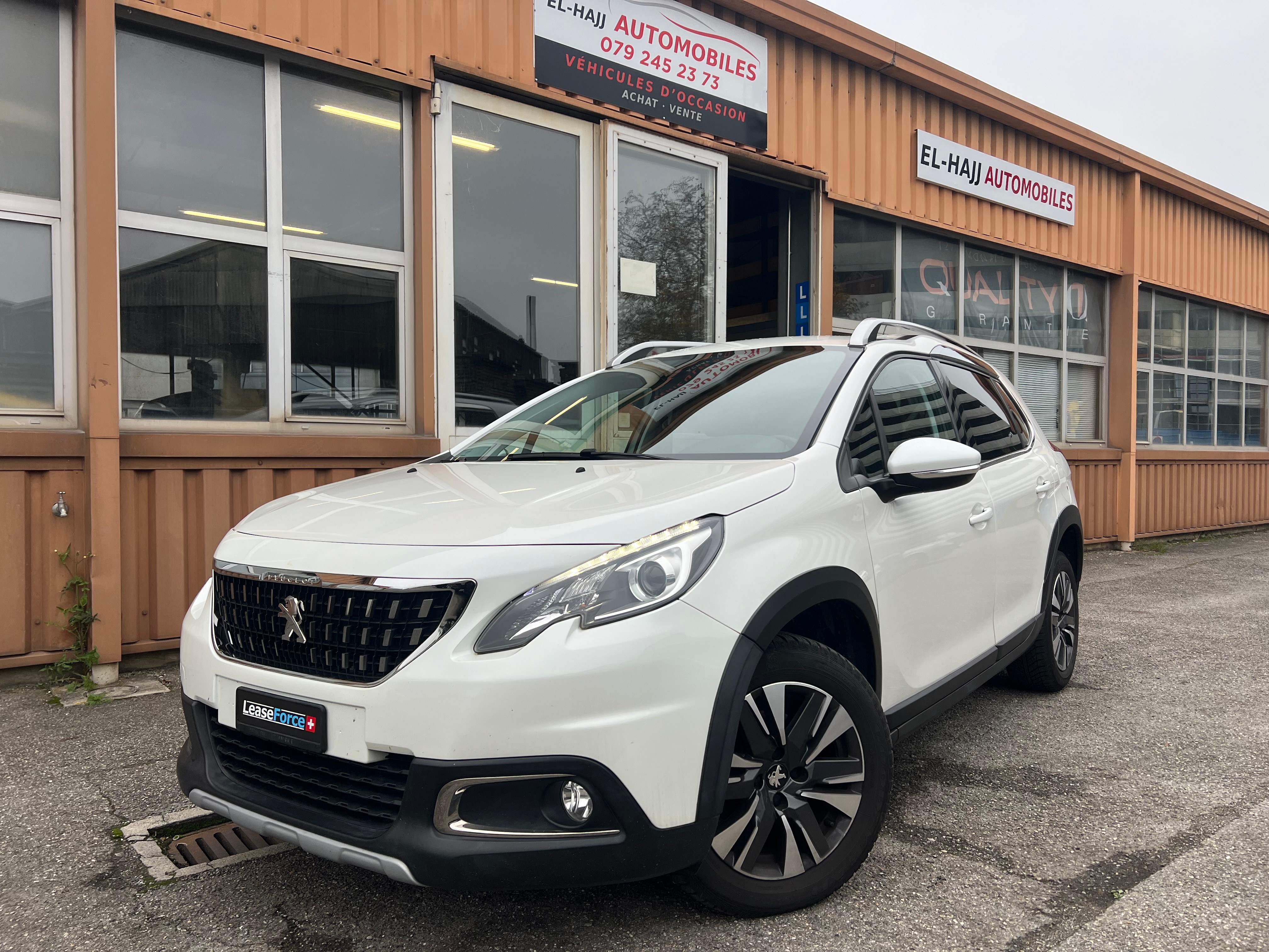 PEUGEOT 2008 1.2 PureTech Allure EAT6