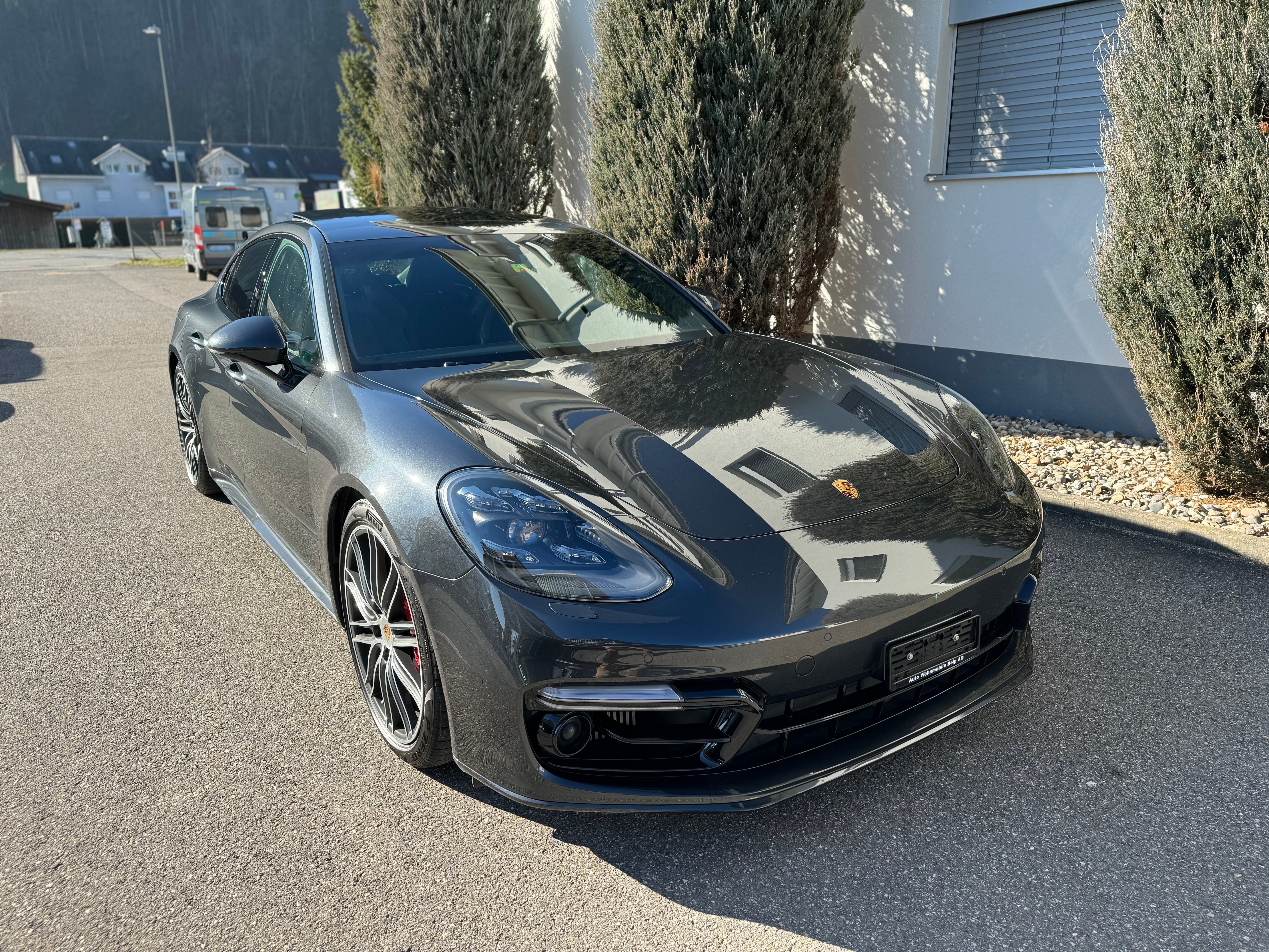 PORSCHE Panamera GTS PDK