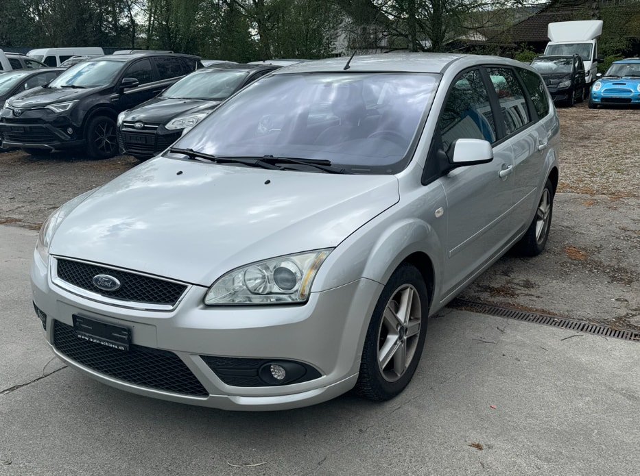 FORD Focus 1.6i VCT Carving