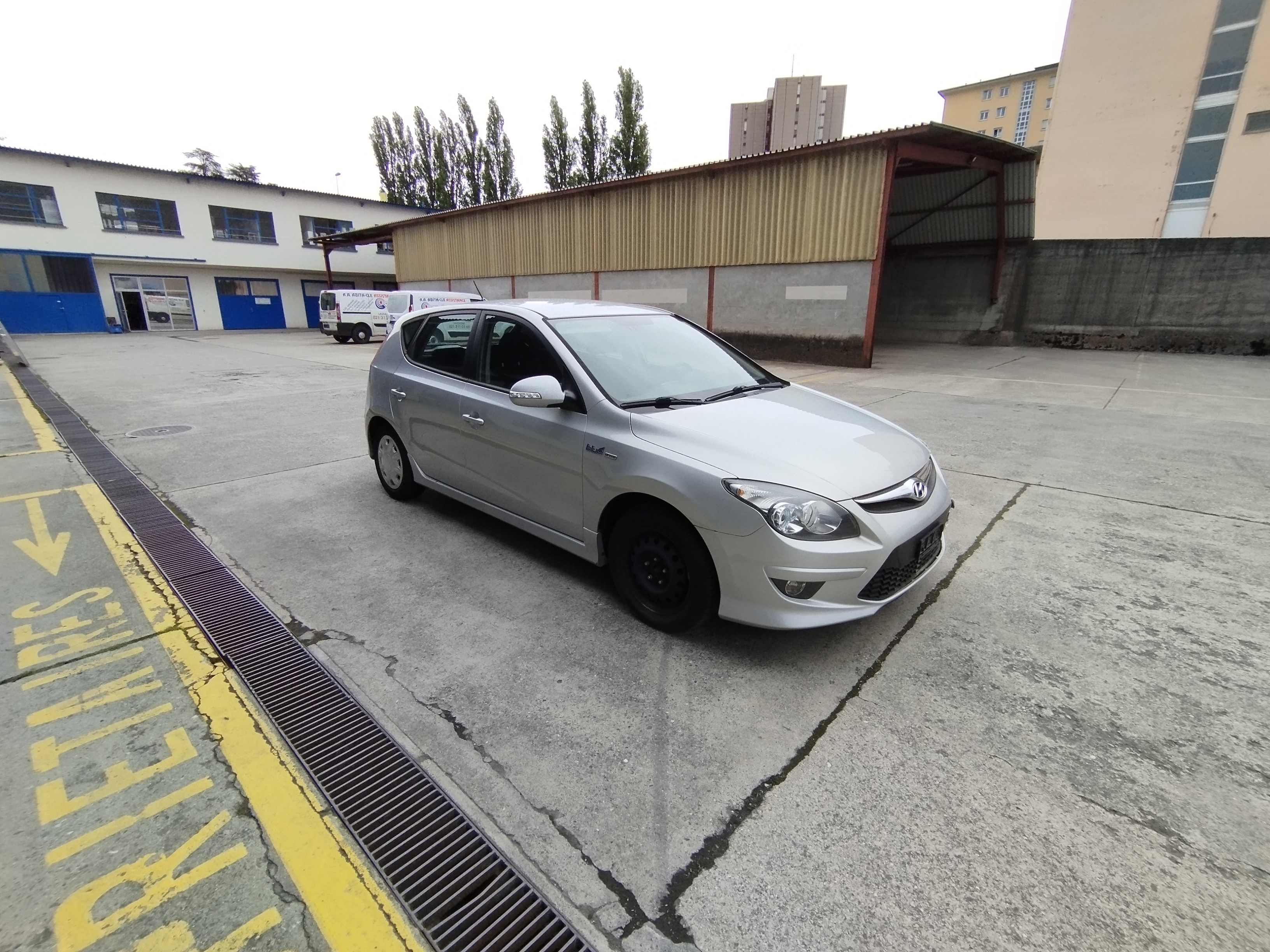 HYUNDAI i30 1.6 Swiss Plus Edition