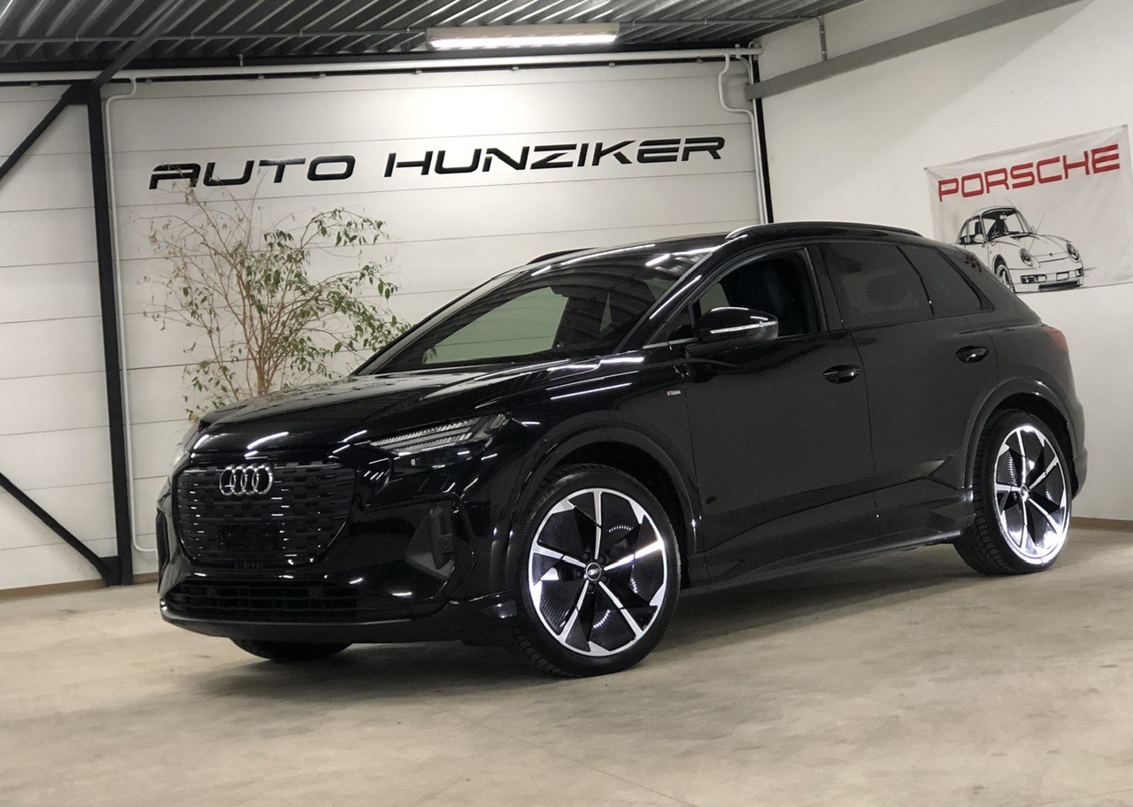 AUDI Q4 e-tron 50 S-Line 300PS All-Black quattro