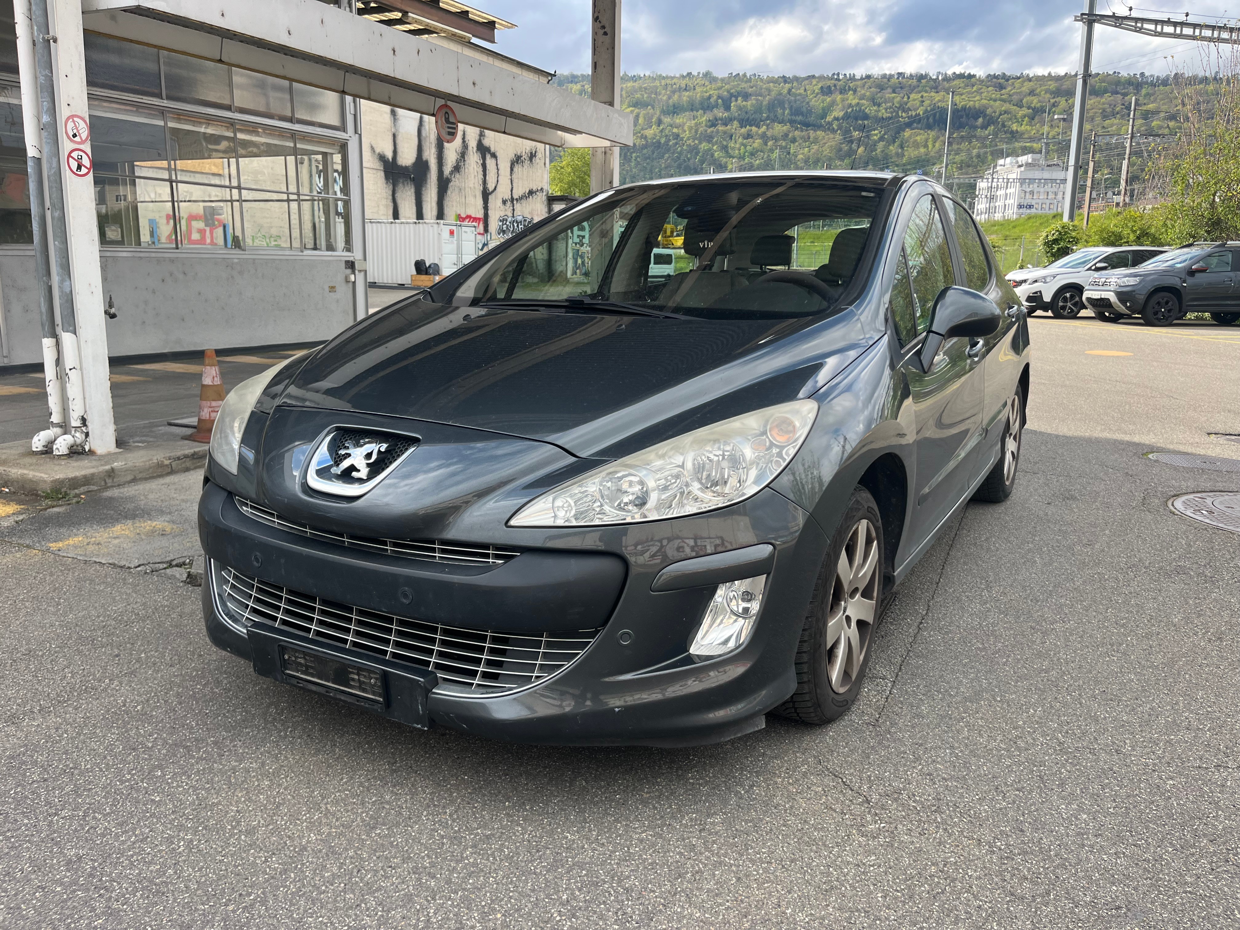 PEUGEOT 308 1.6 16V T Black&Silver Automatic