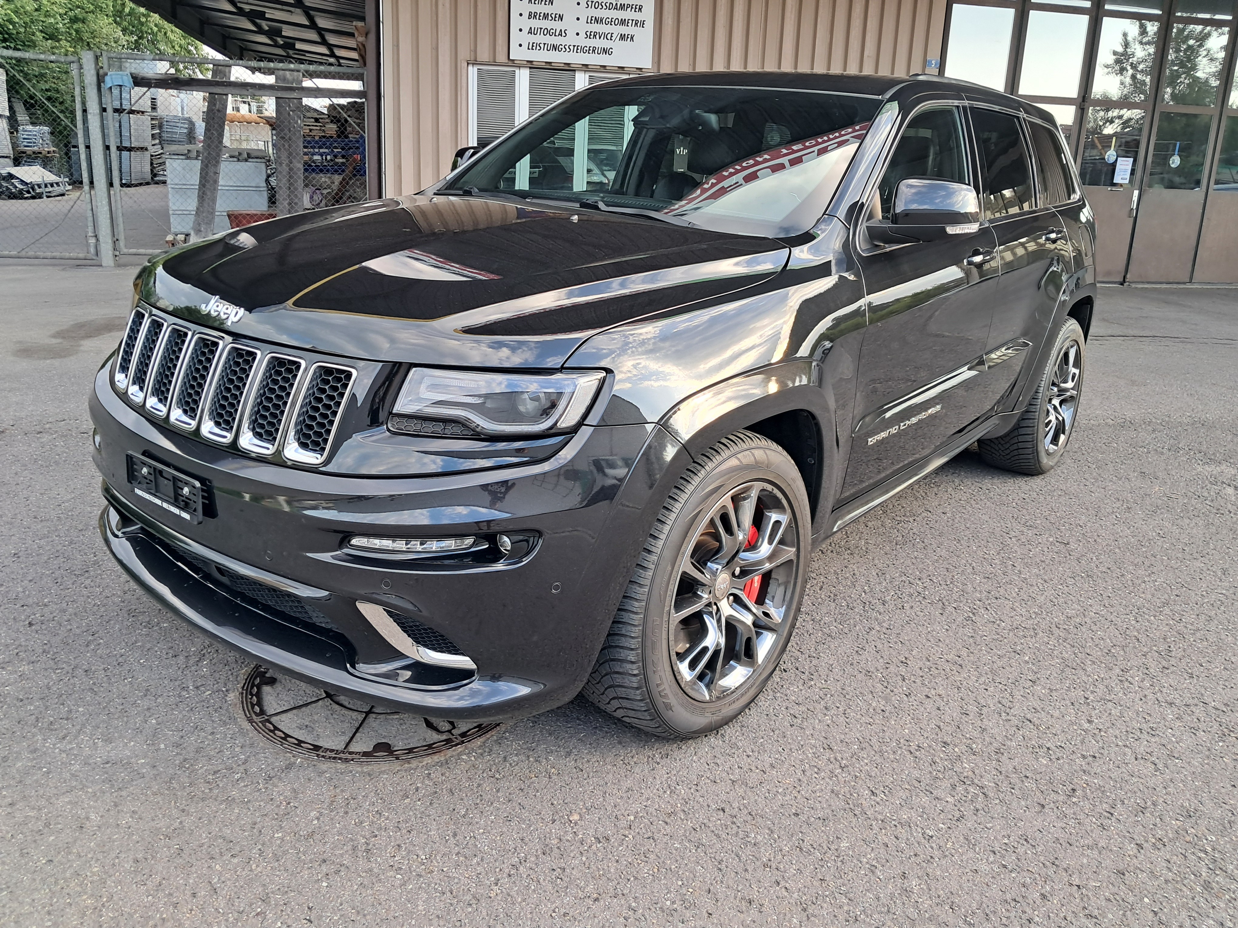 JEEP Grand Cherokee 6.4 V8 HEMI SRT8 Automatic