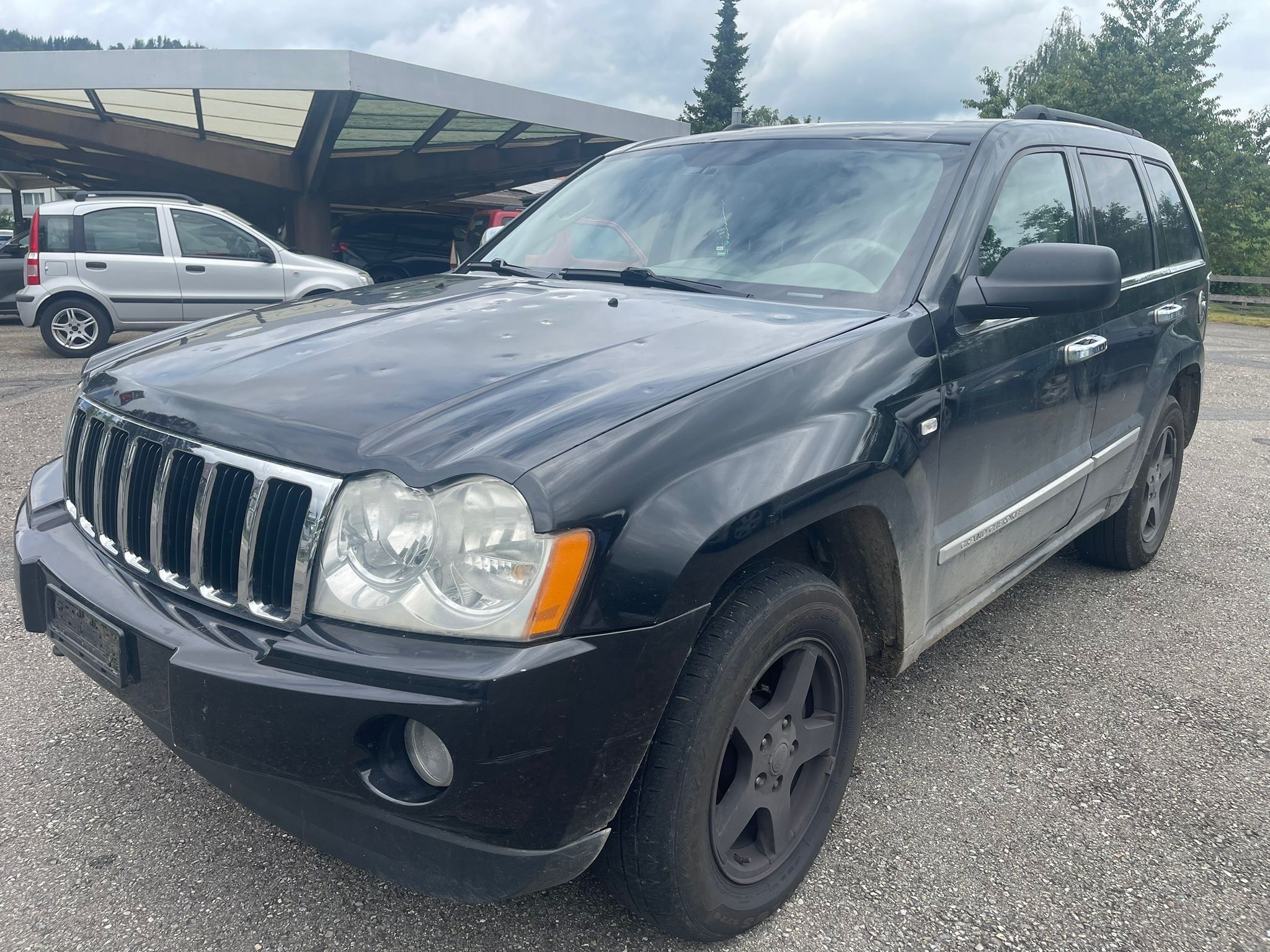 JEEP Grand Cherokee 5.7 HEMI Overland Automatic