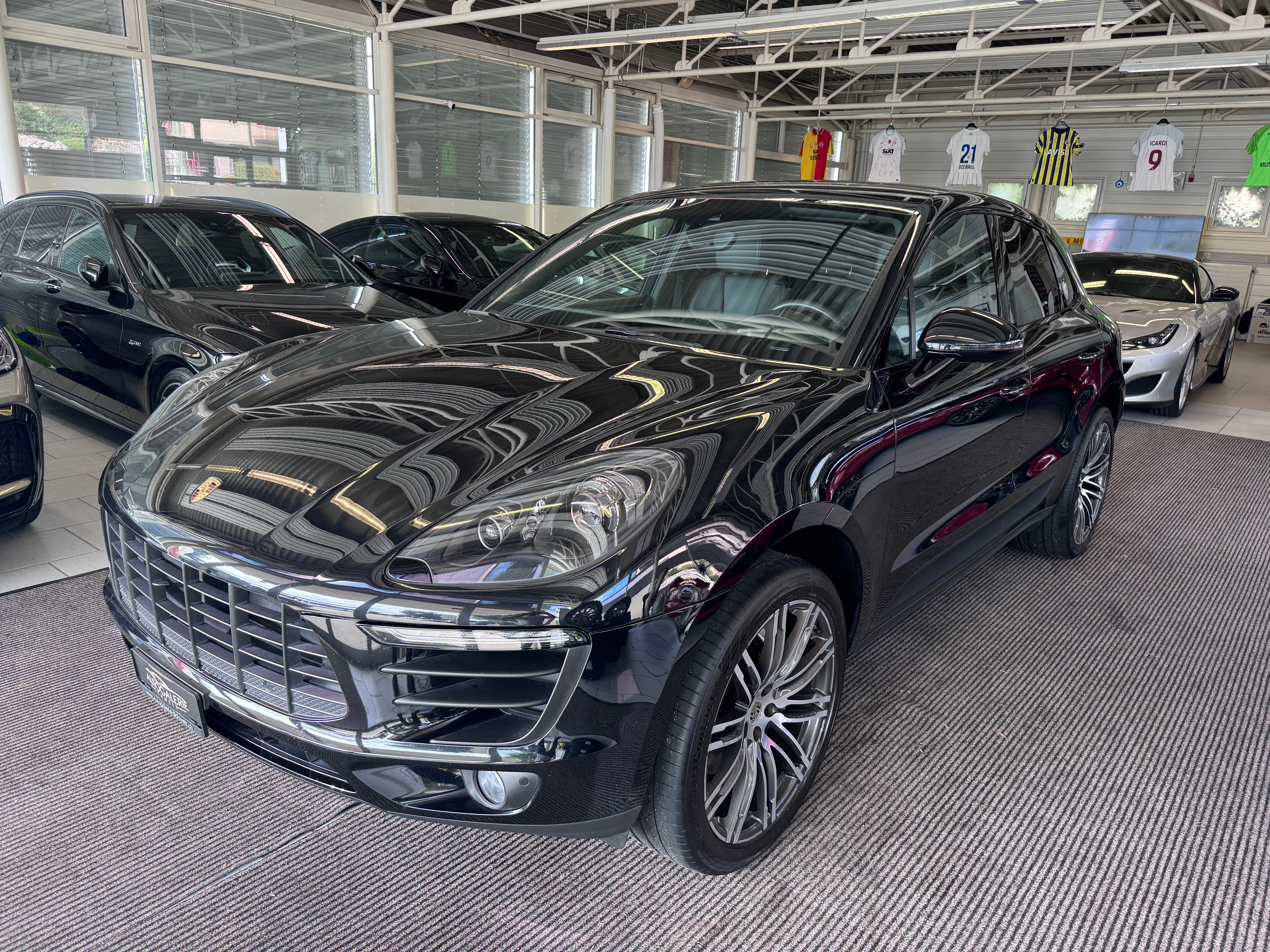 PORSCHE Macan S Diesel PDK | CH Fahrzeug | Swiss Package | AHK Elektr. | 21